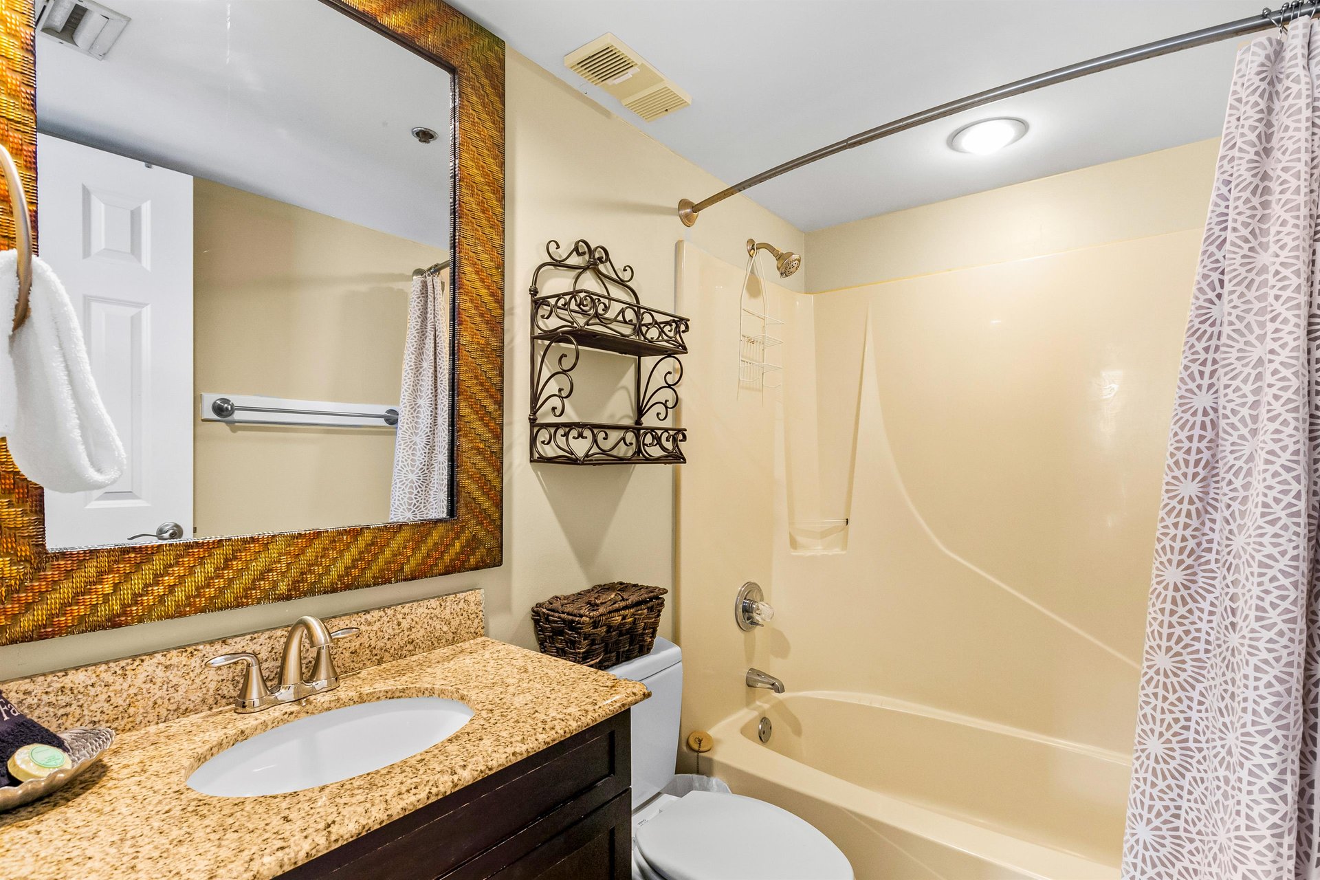 One Seagrove Place 0705 19