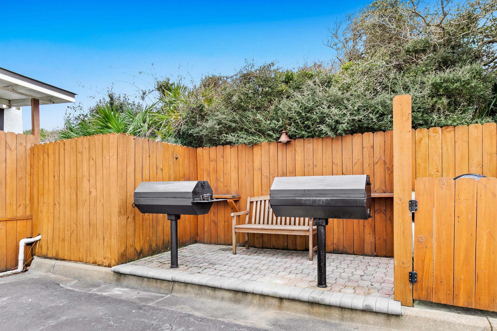 One Seagrove Place 0705 28