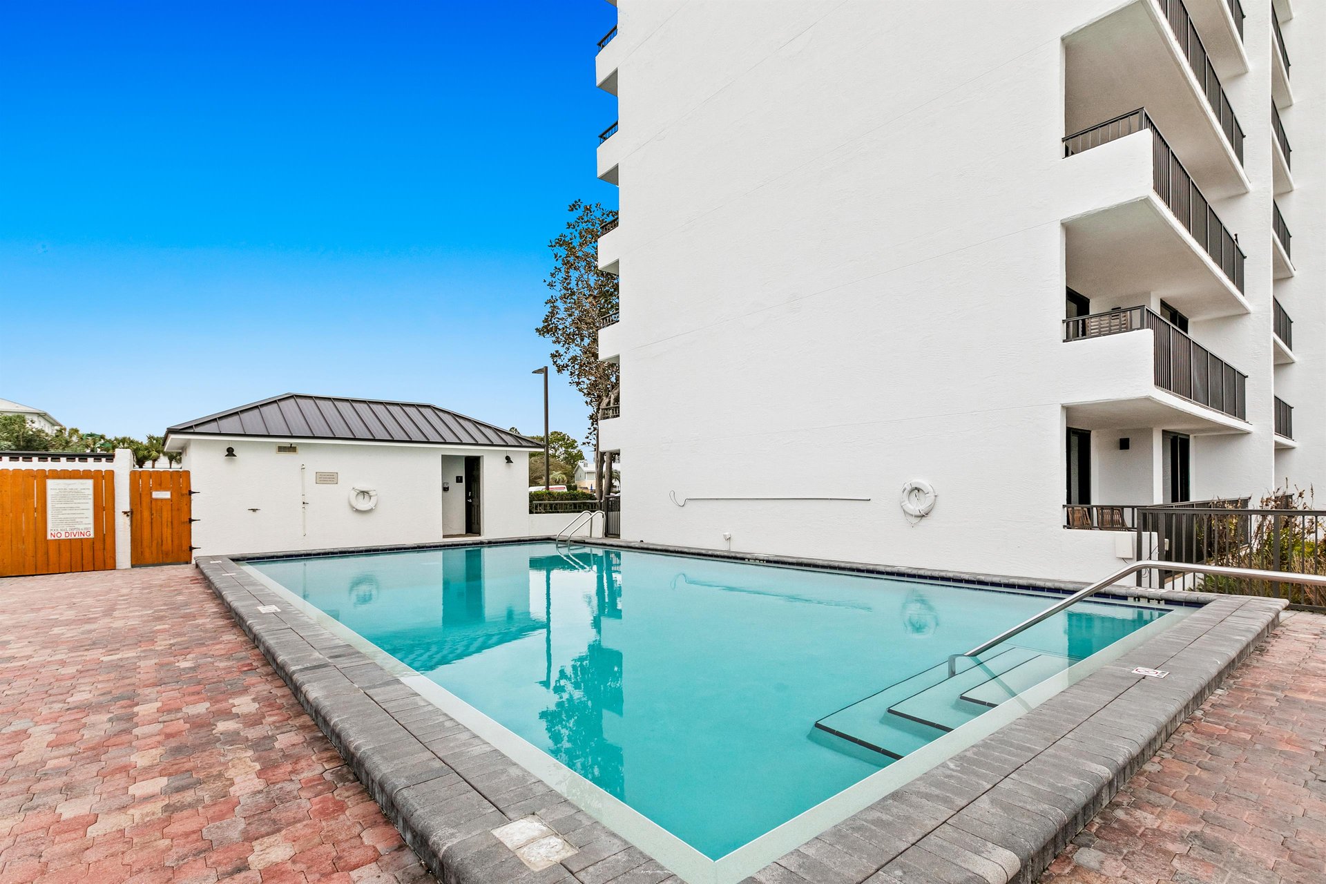 One Seagrove Place 0705 29