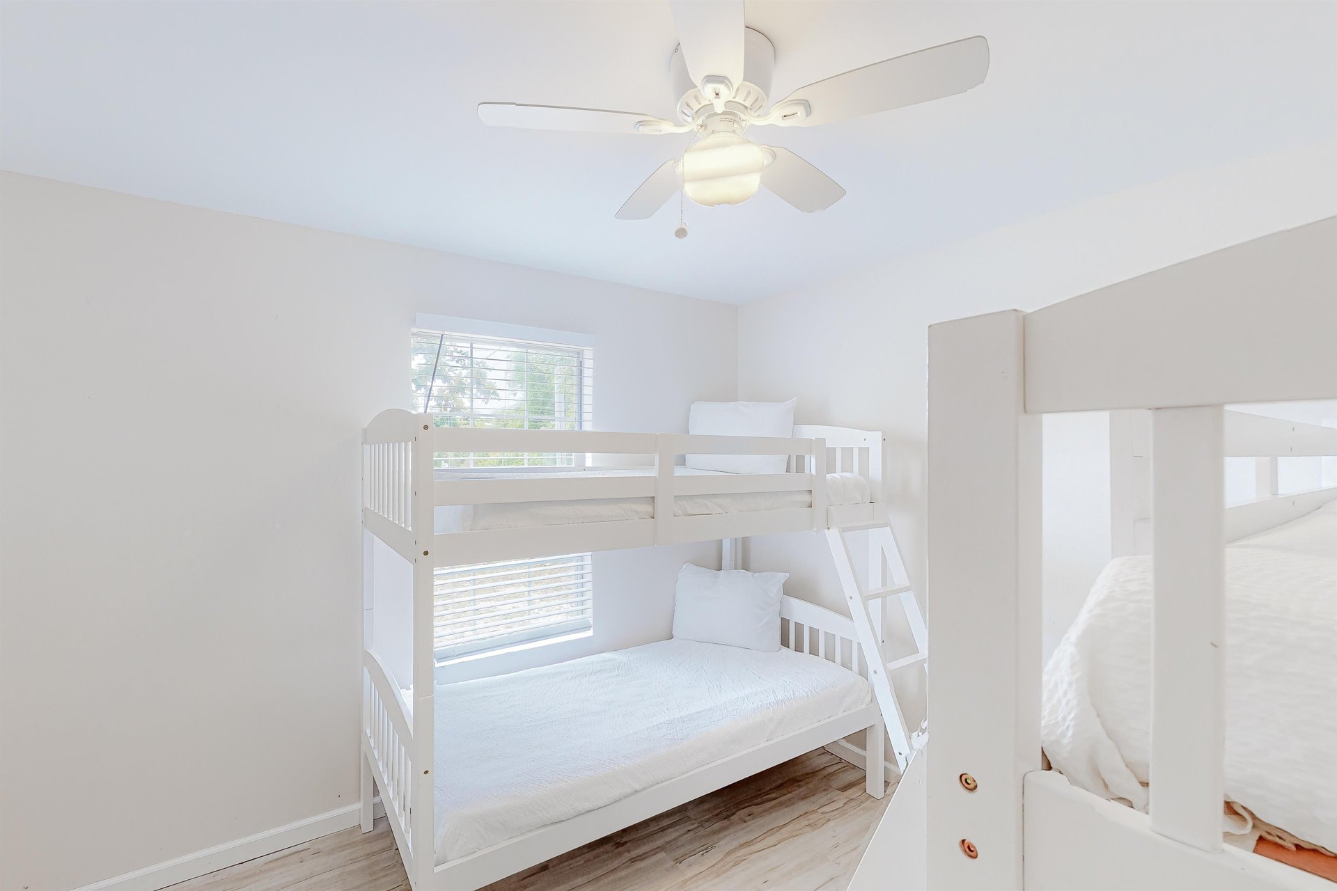 Cozy Bramble Getaway 12