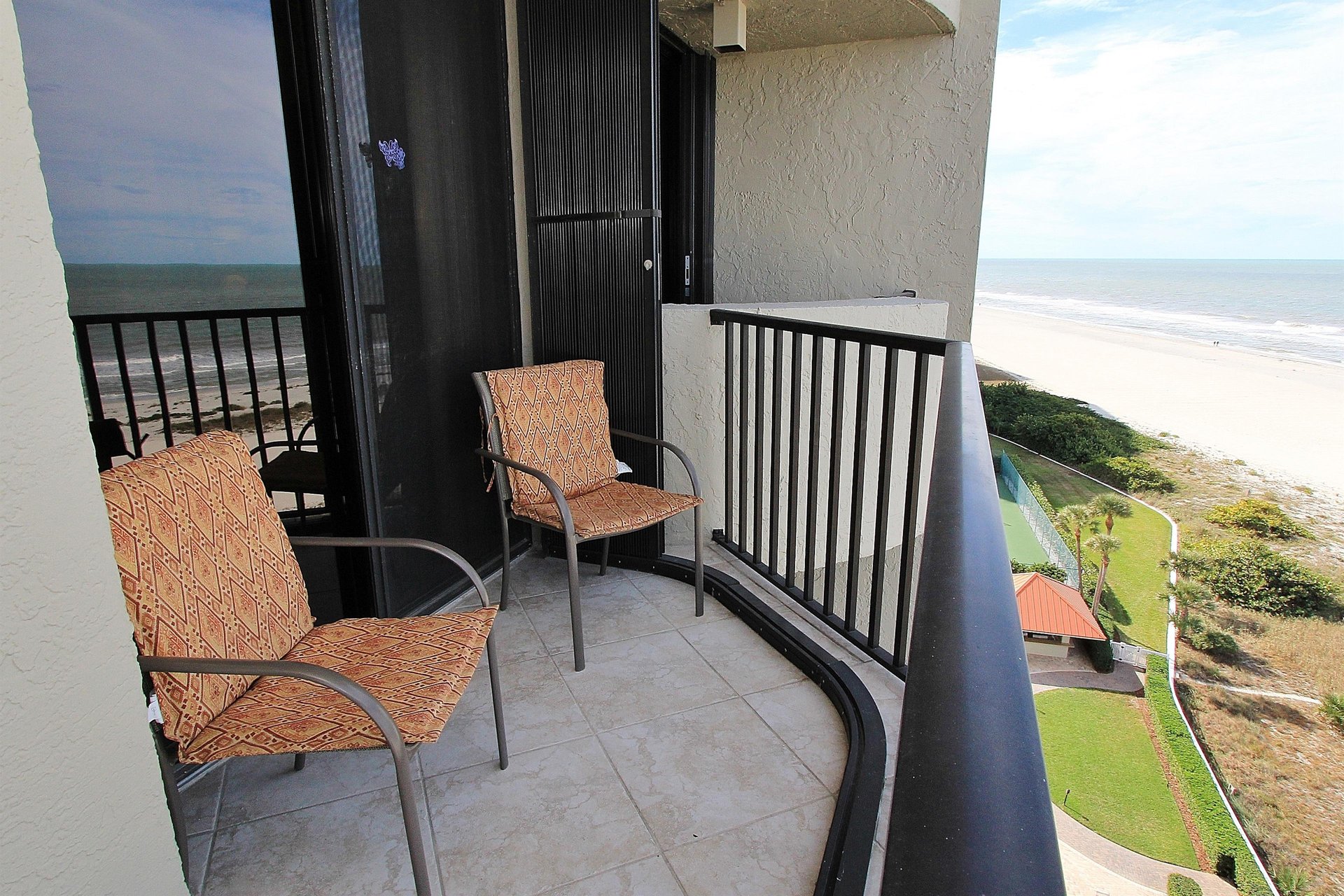 Lighthouse Towers 1003 31