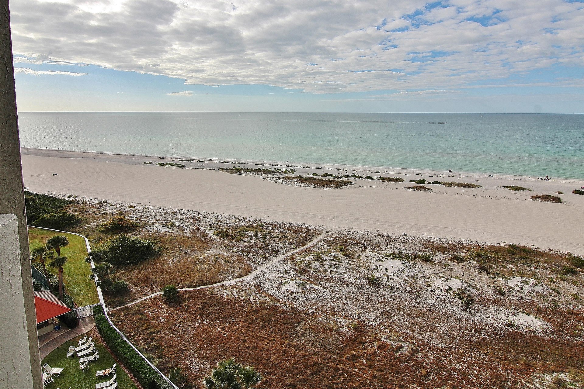 Lighthouse Towers 1003 36