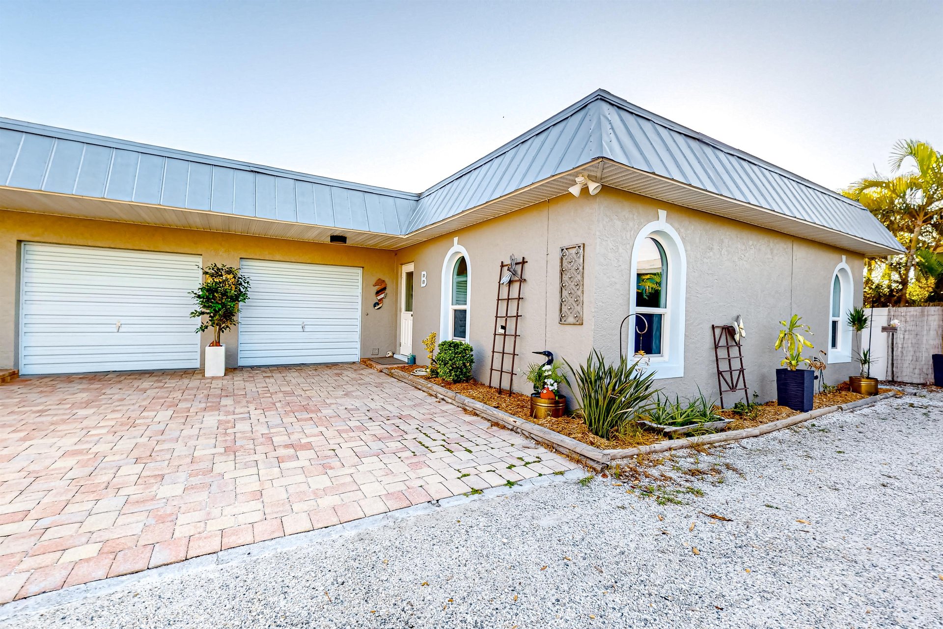 Manatee Retreat  B 2