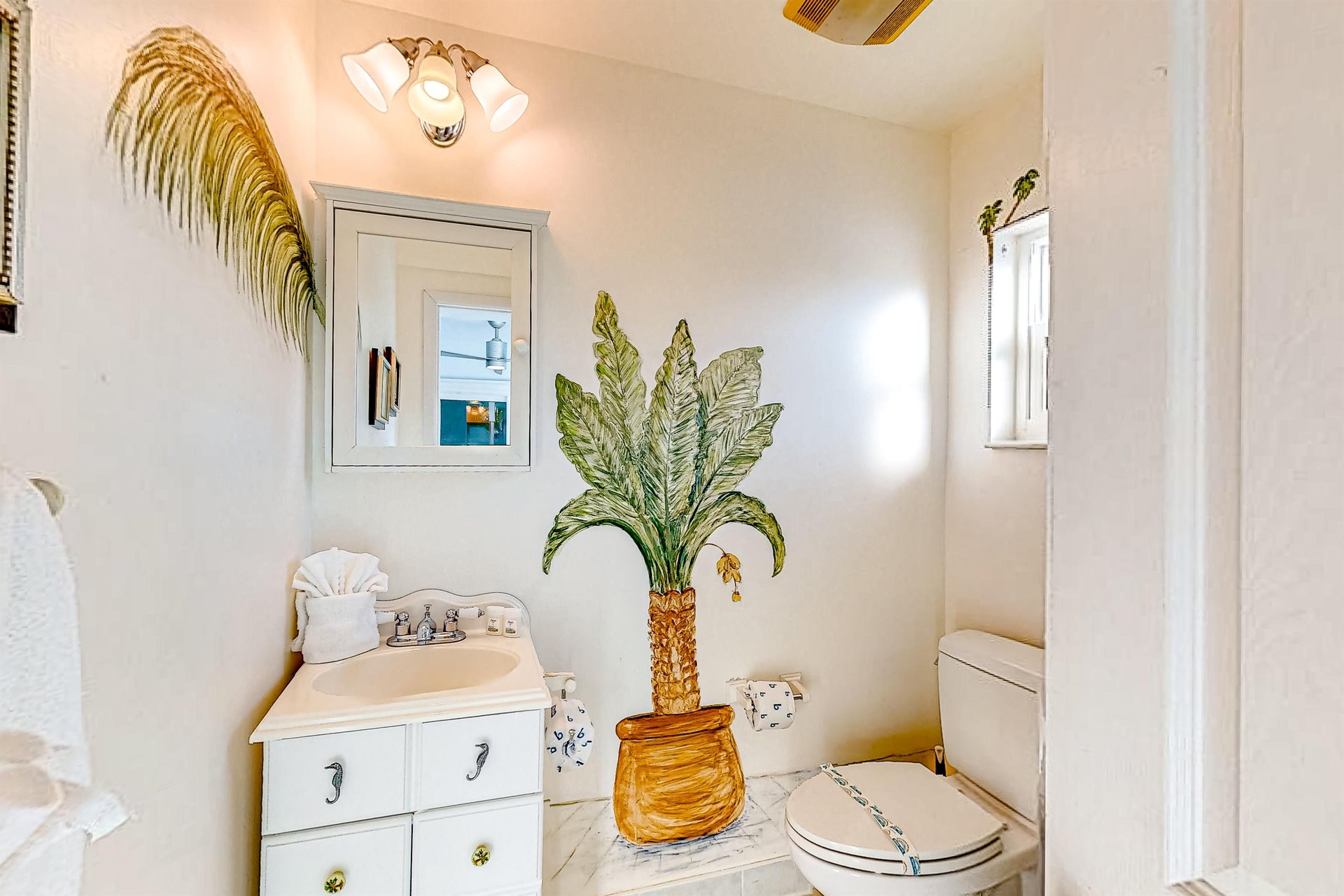 Manatee Retreat  B 21