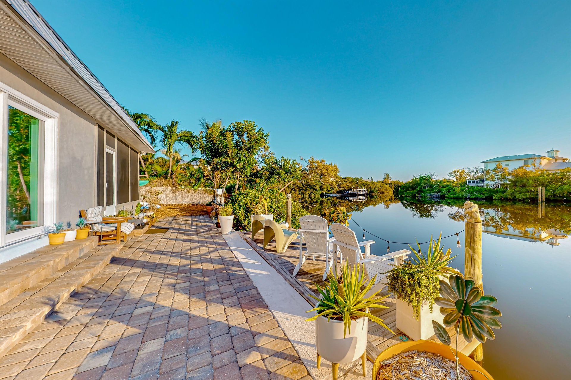 Manatee Retreat  A 1