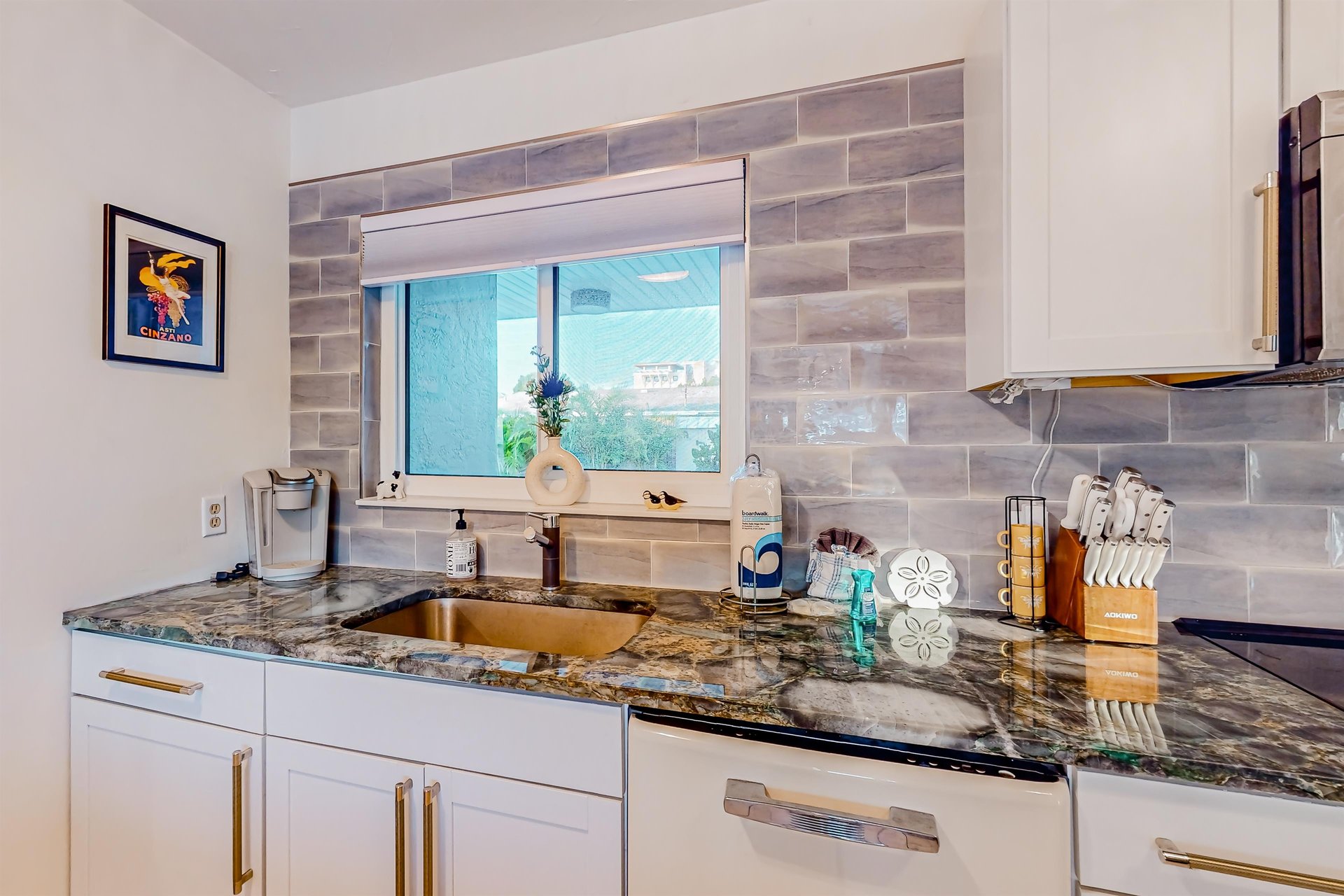 Manatee Retreat  A 15