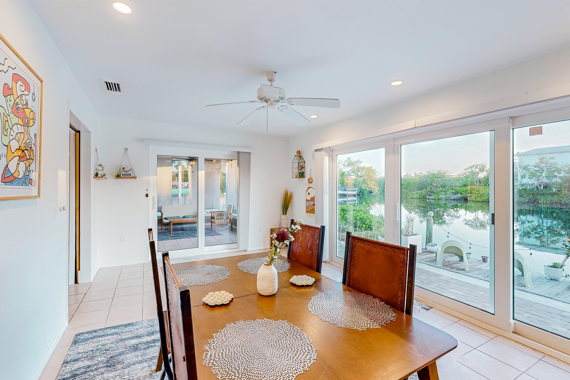 Manatee Retreat  A 18