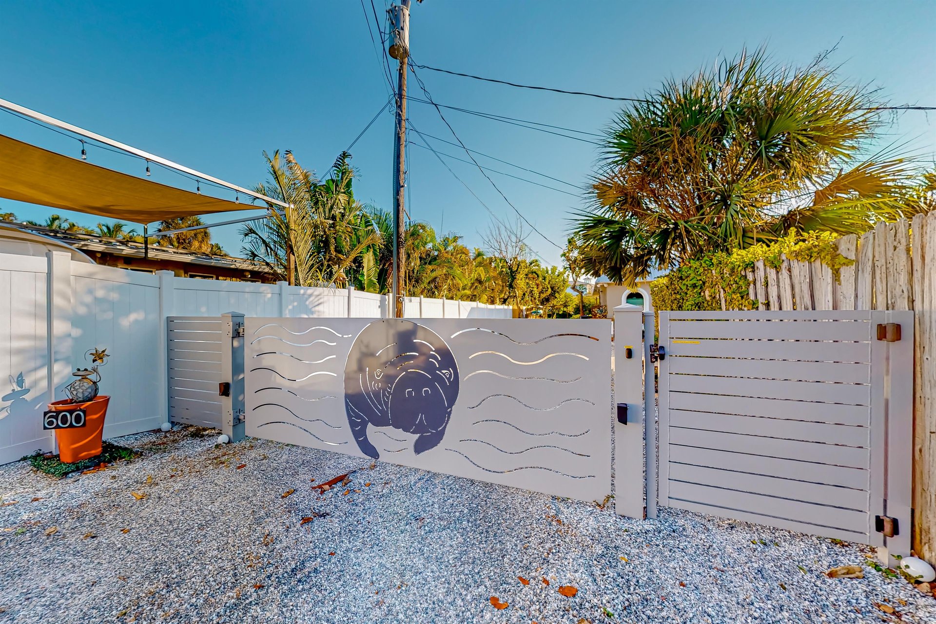 Manatee Retreat  A 40