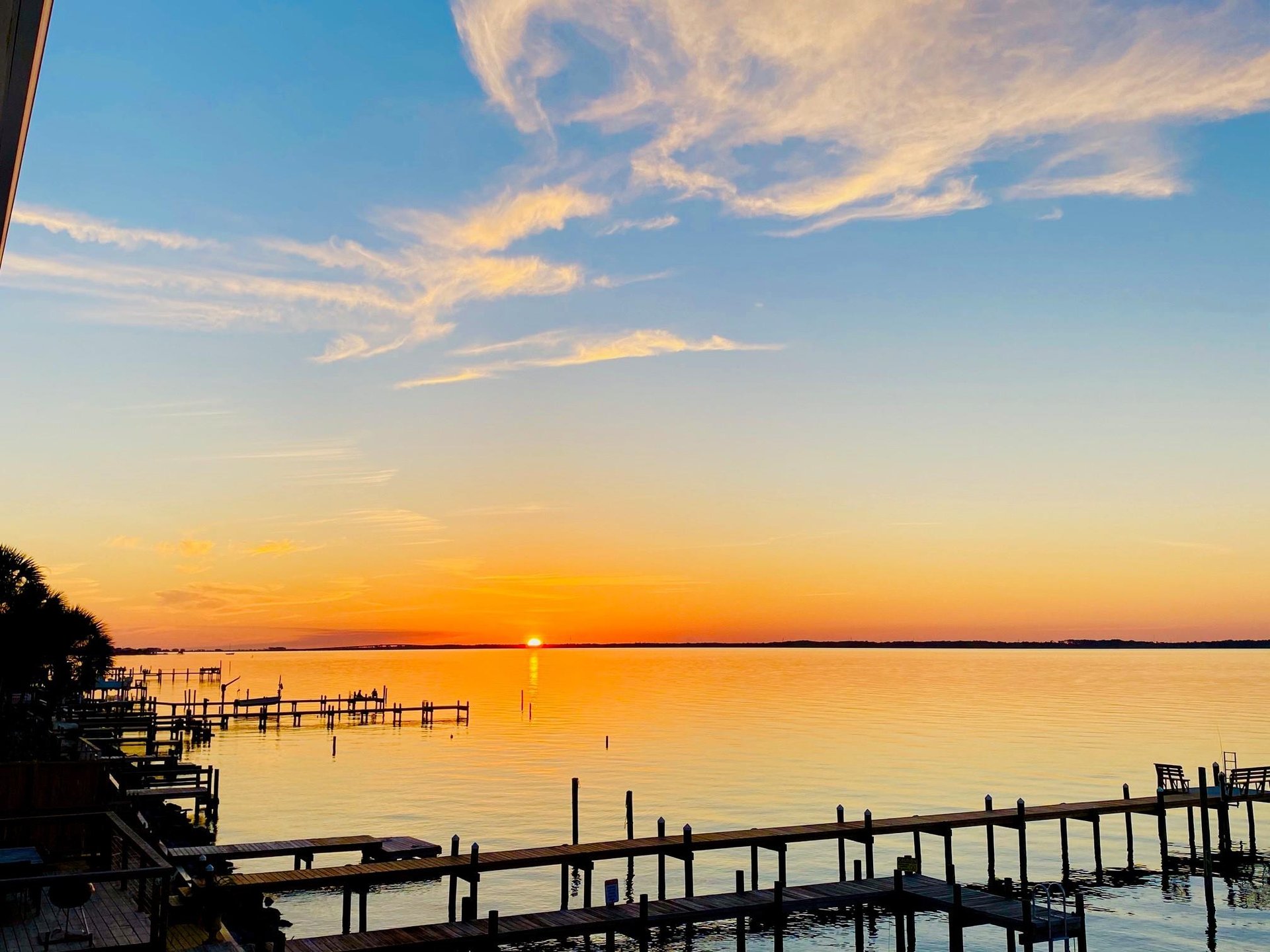 Ensenada Uno 1705  THE LAUGHING FISH 23