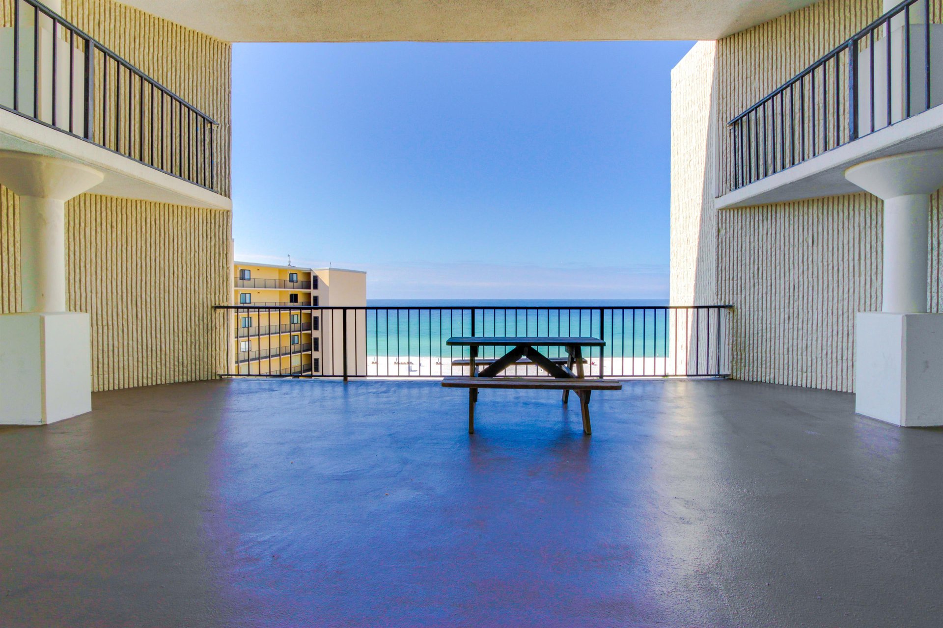 Top of the Gulf 809 16