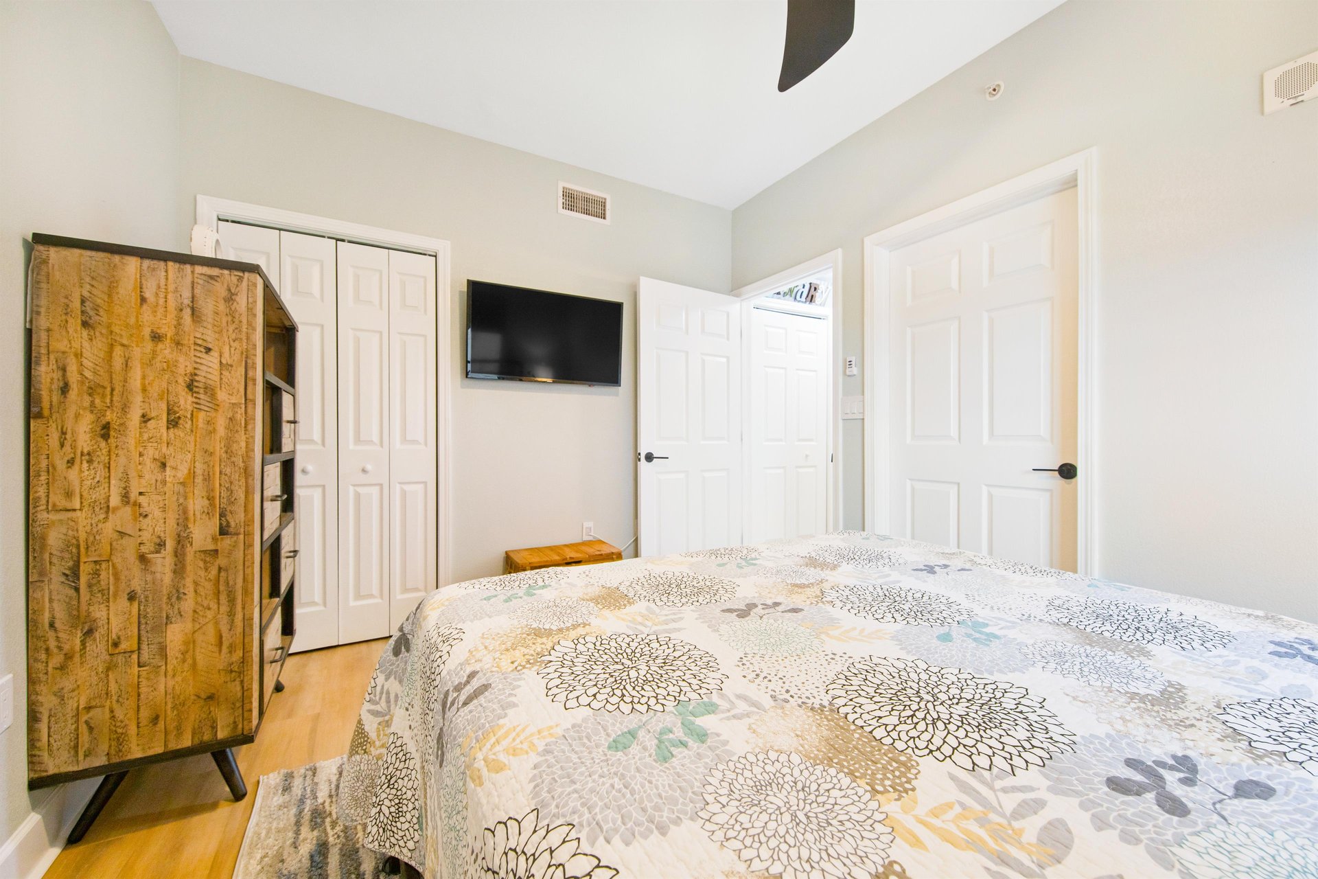 Tidewater Beach Resort 818 17