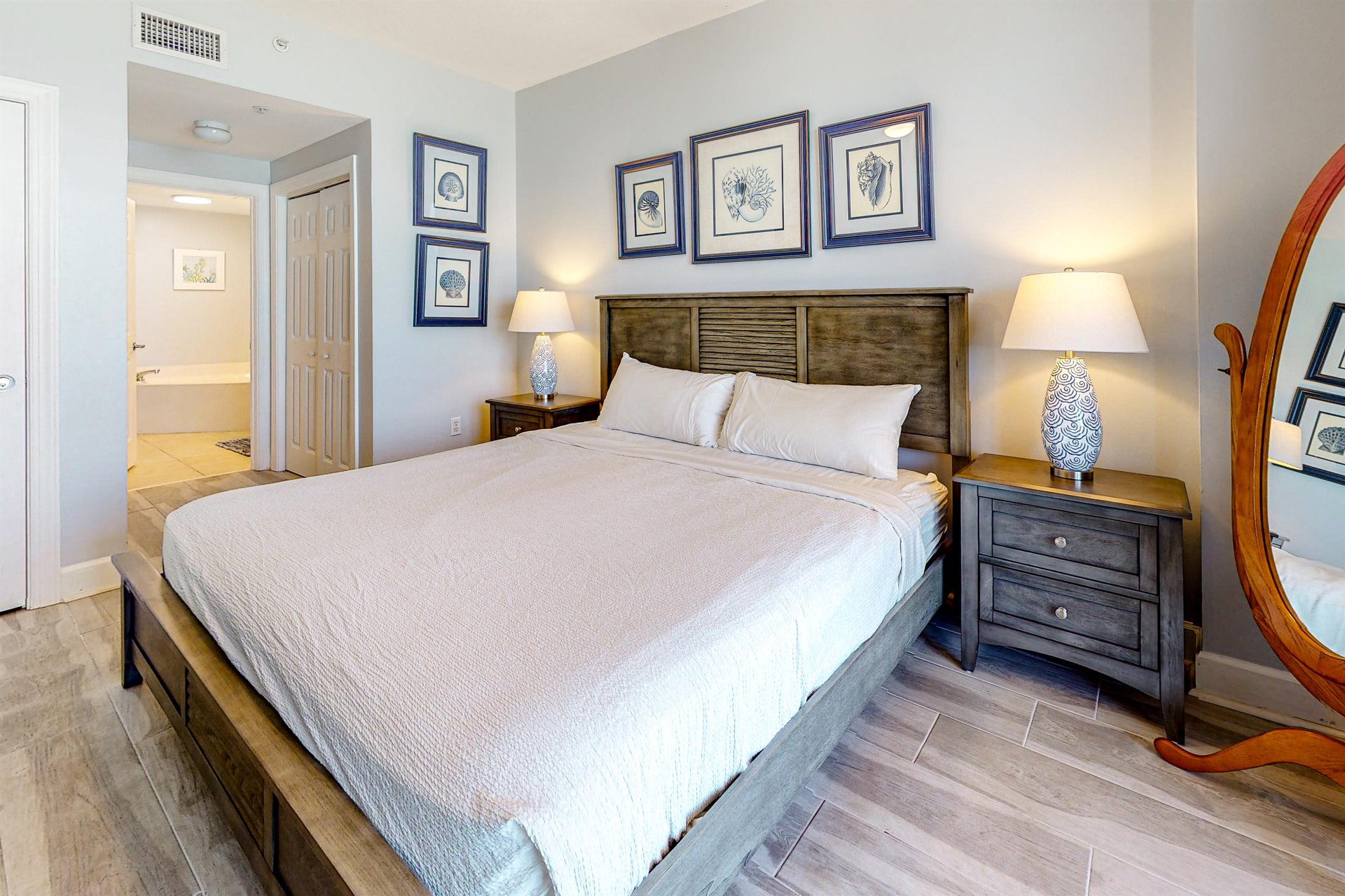 Sunrise Beach 706  Beachfront Condo 12