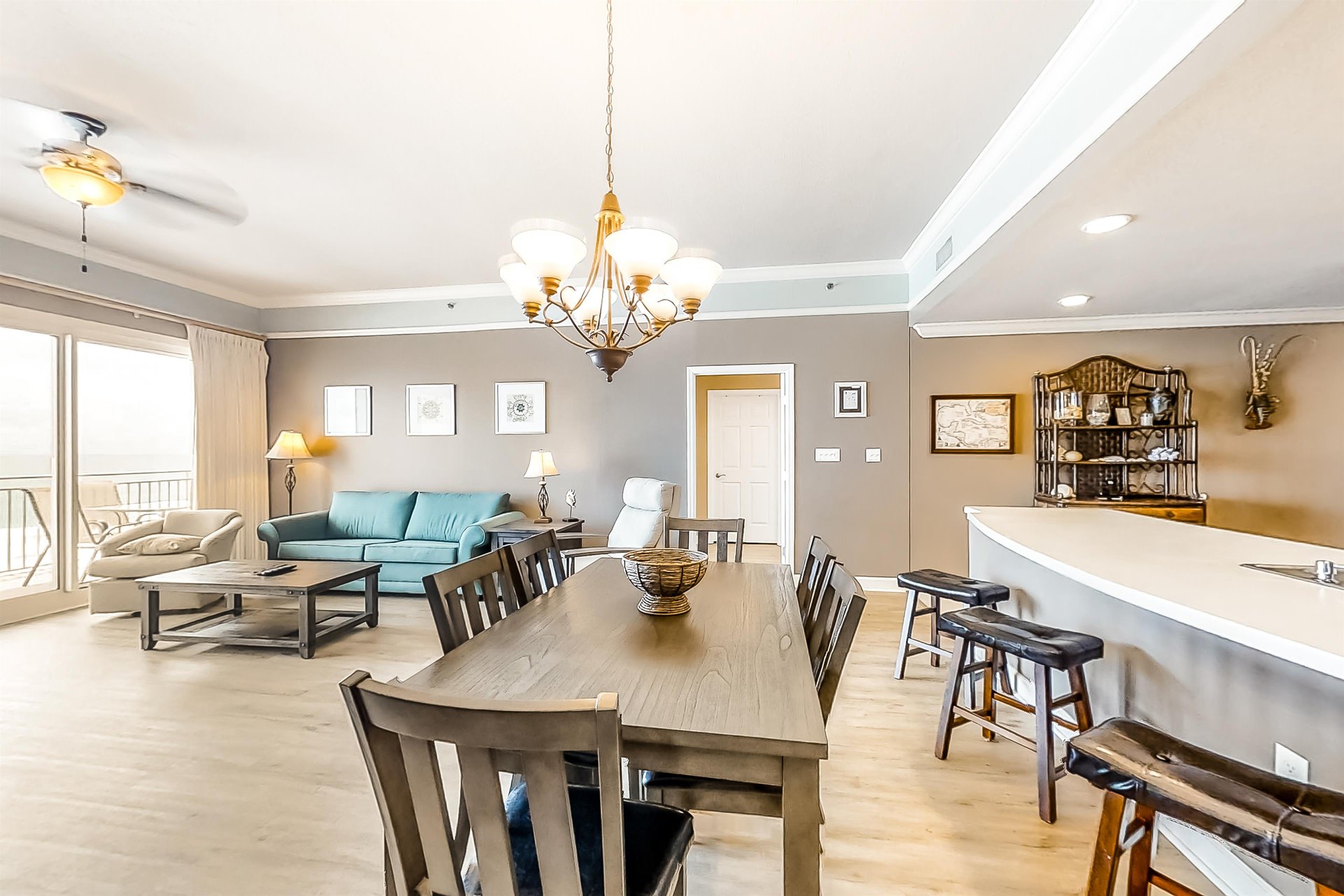 Sterling Beach 706 9