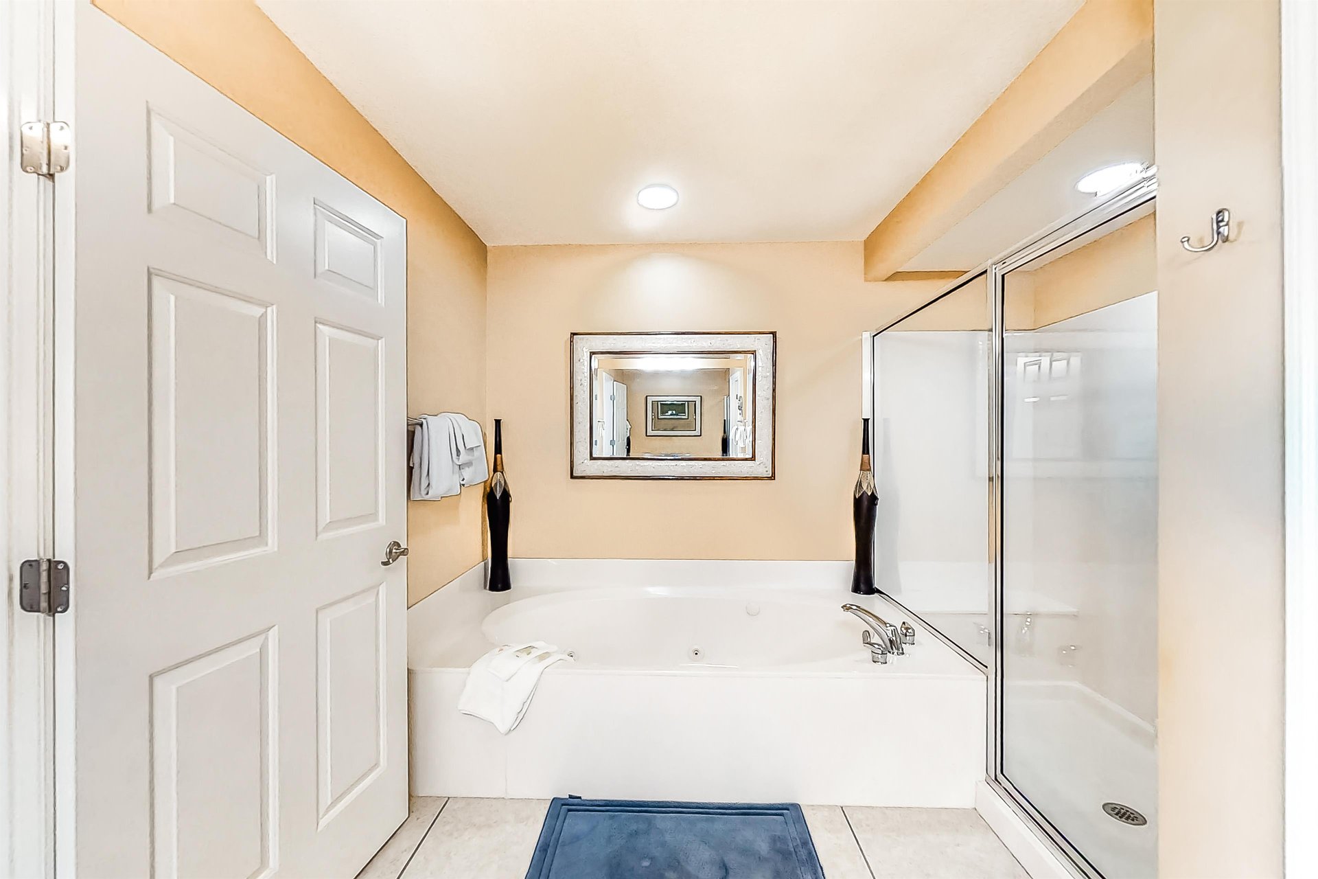 Sterling Beach 706 21