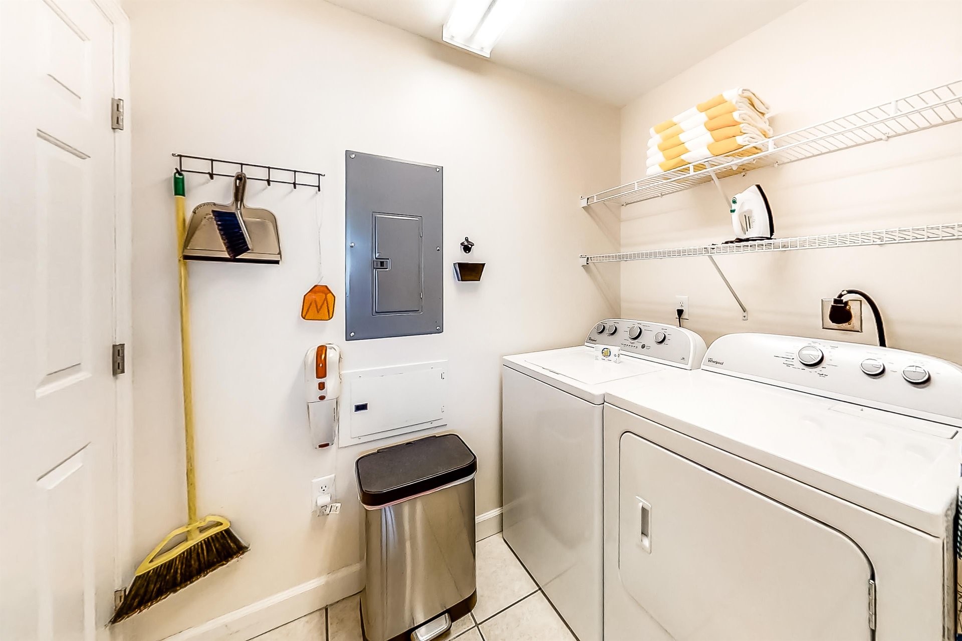 Sterling Beach 706 22