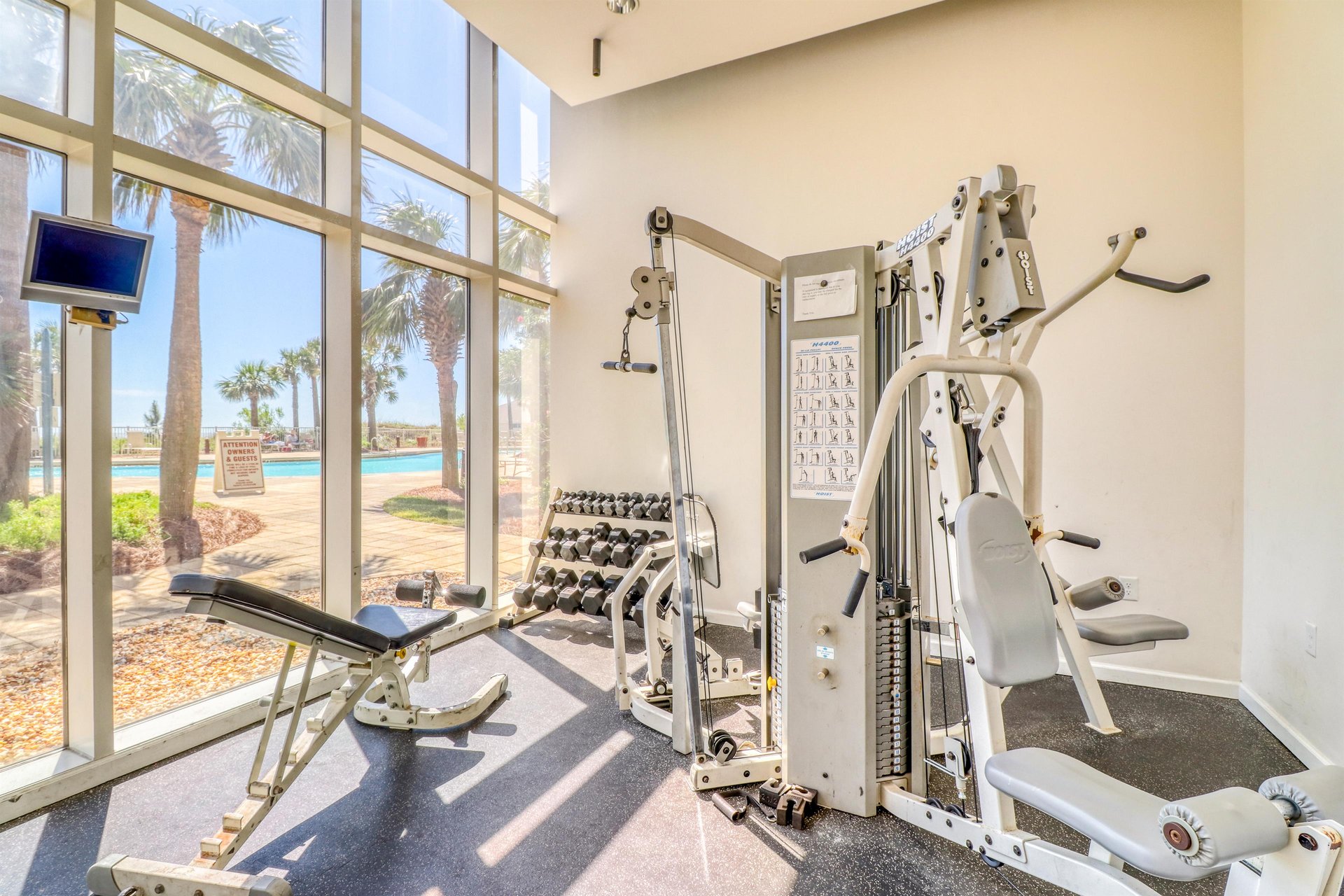 Sterling Beach 706 24