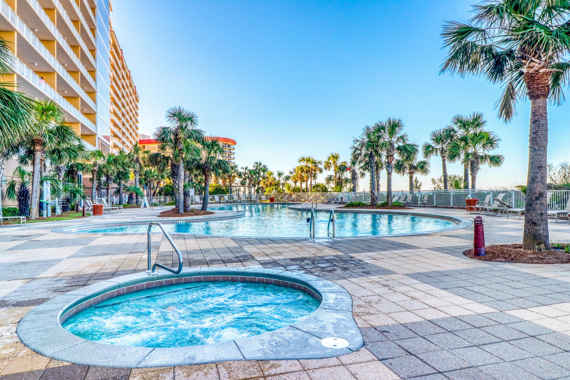 Sterling Beach 706 25