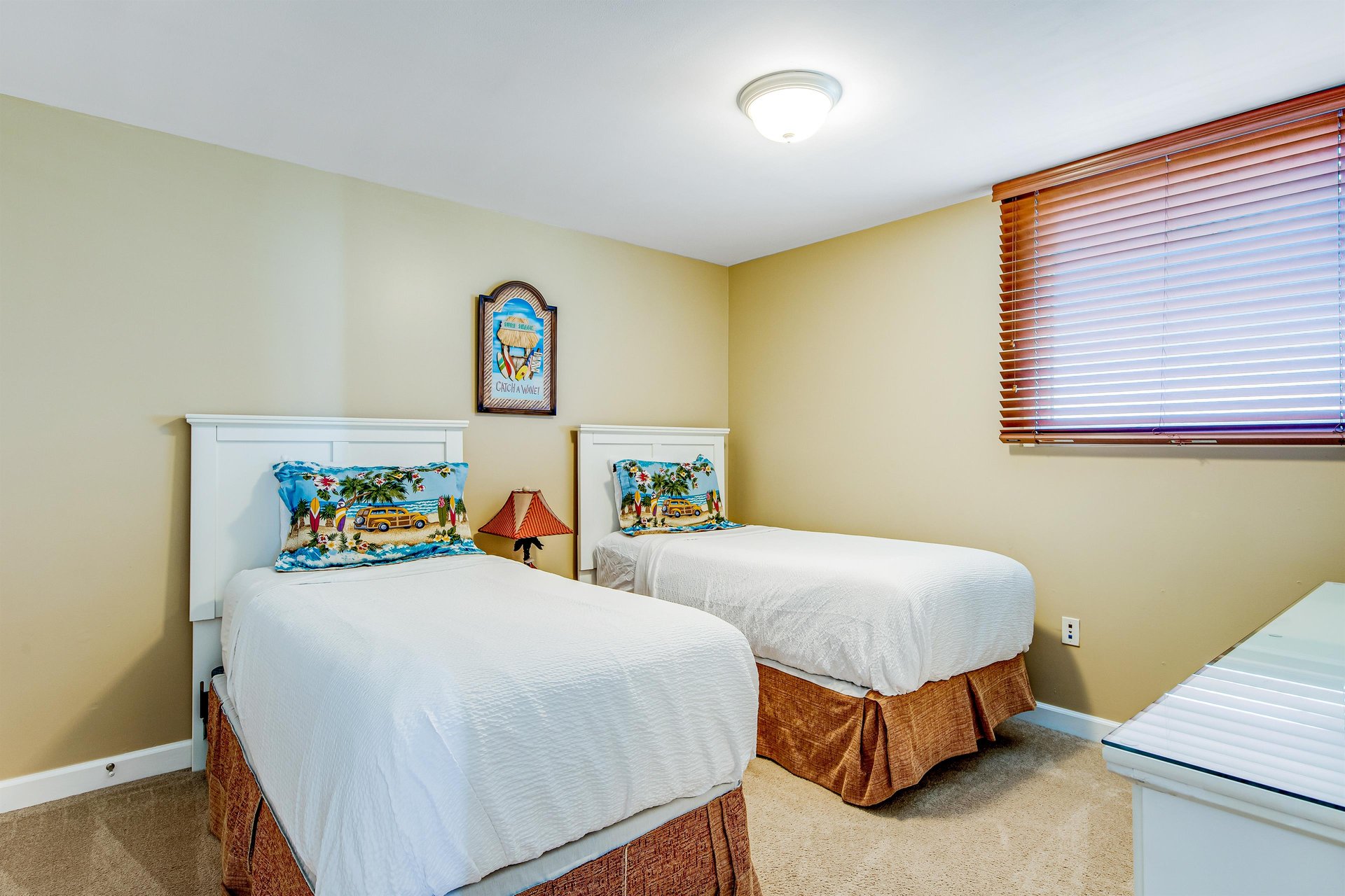 Sterling Beach 1601 18