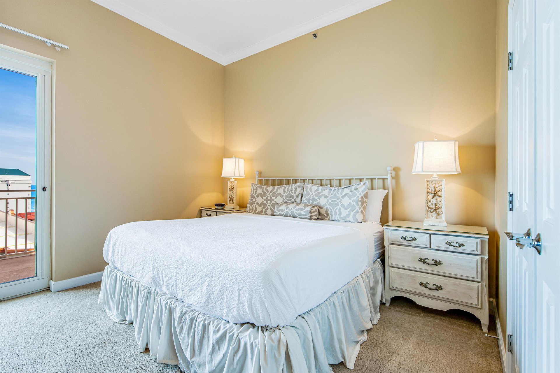 Sterling Beach 1601 23