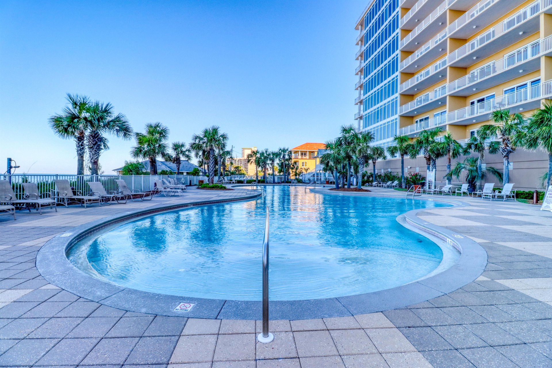 Sterling Beach 1601 34