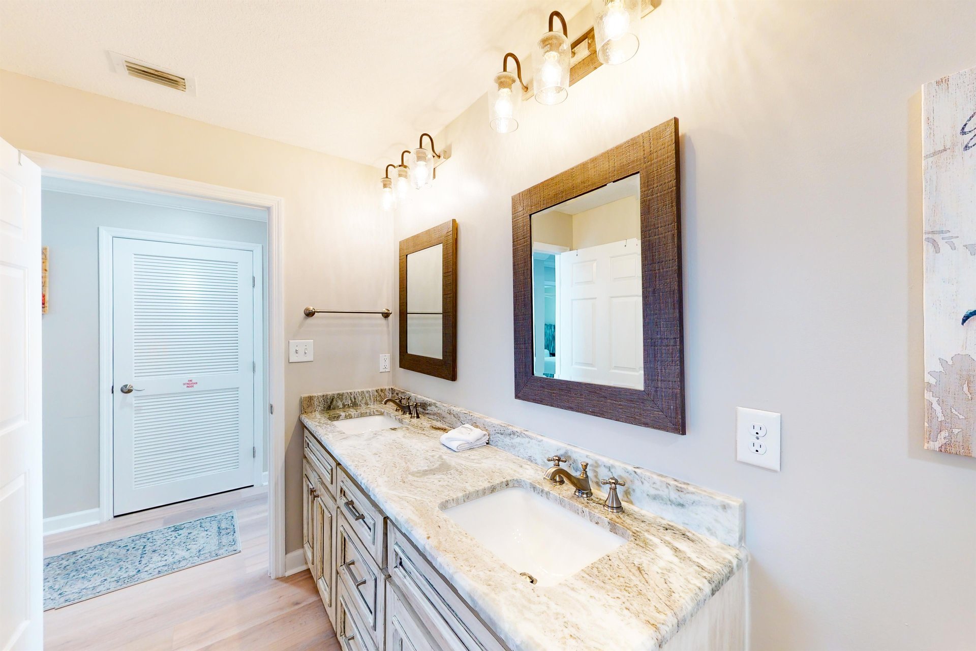 Sterling Beach 1206 26