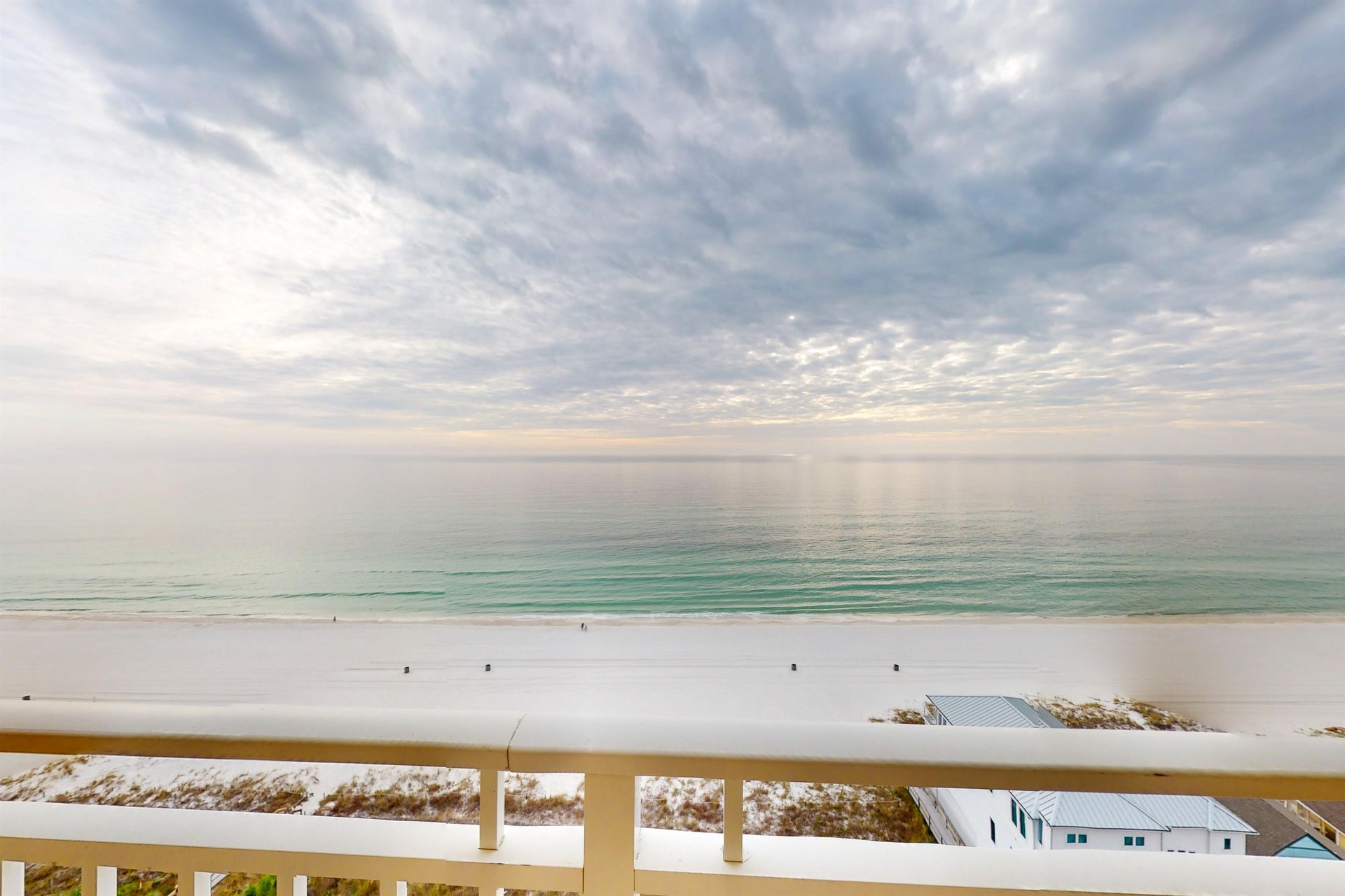 Sterling Beach 1206 31