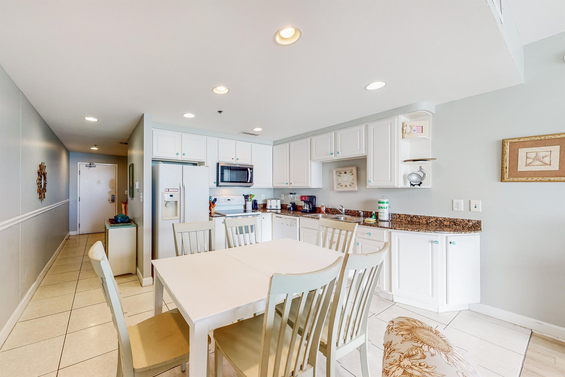 Splash Resort 402W 8