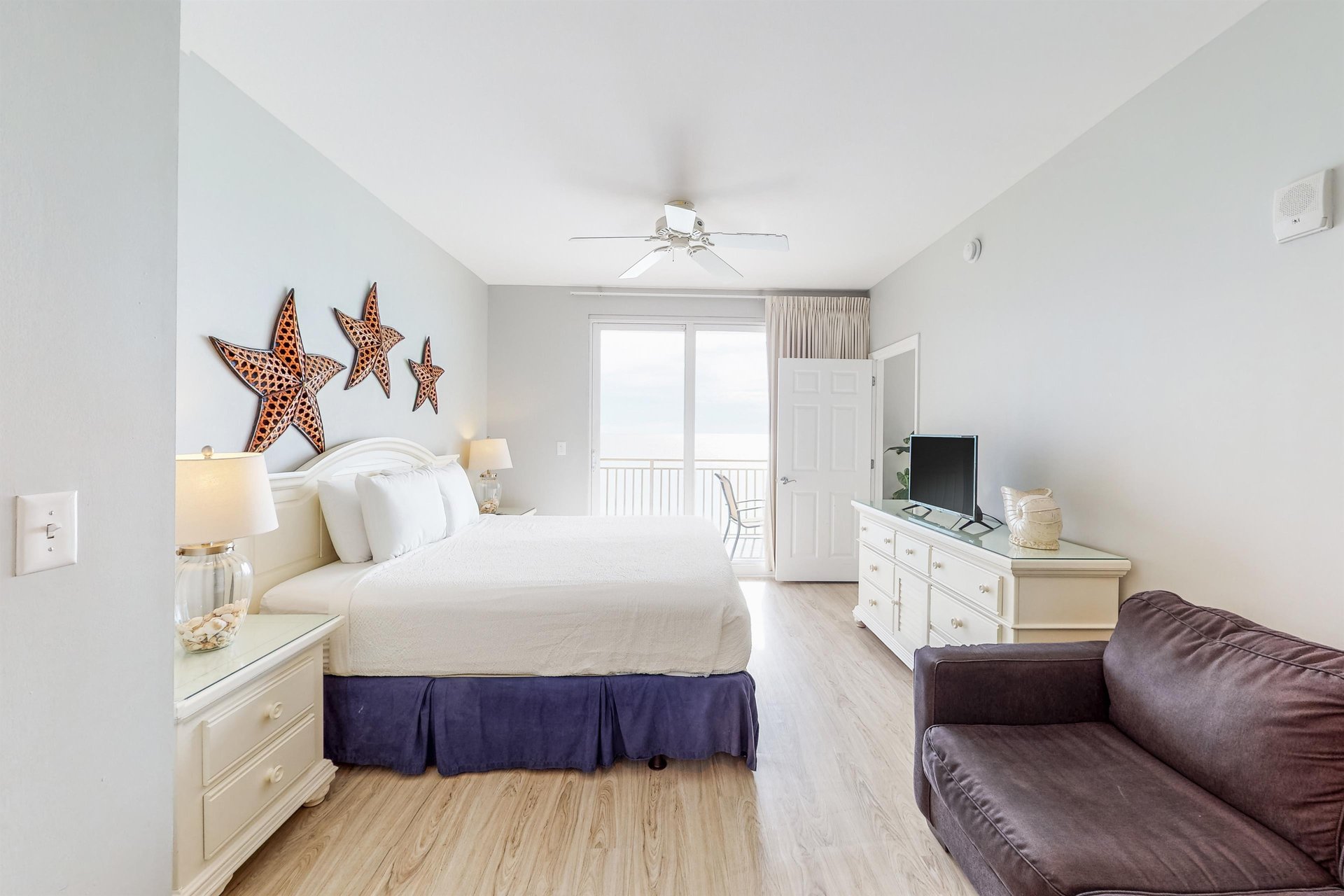 Splash Resort 402W 13