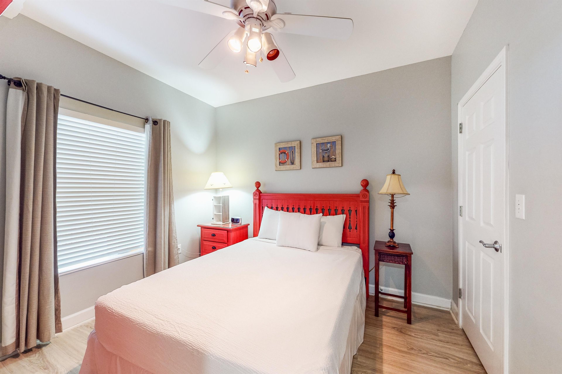 Splash Resort 402W 17