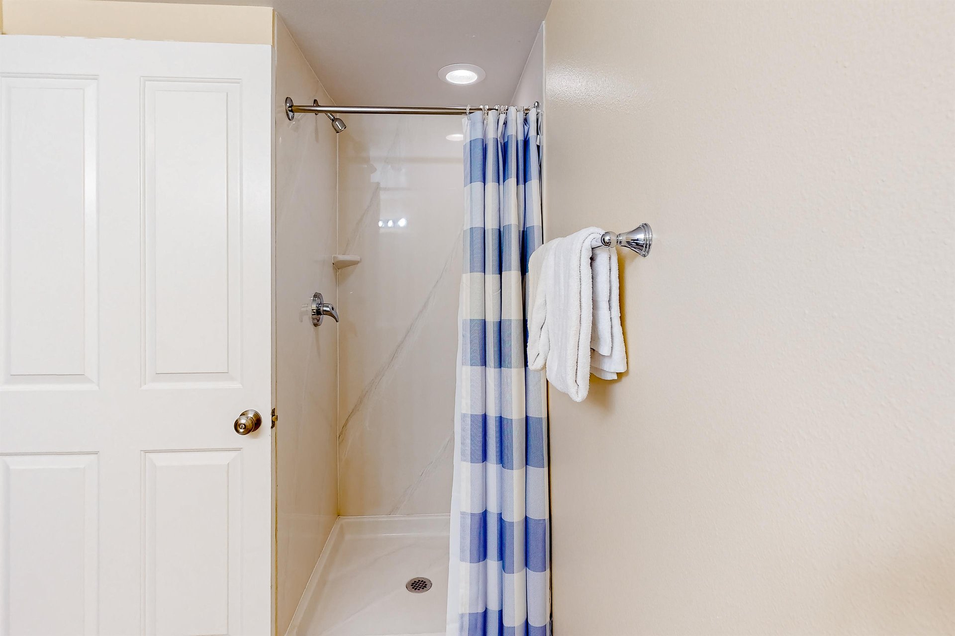 Shores of Panama 1525  Sail Away 13