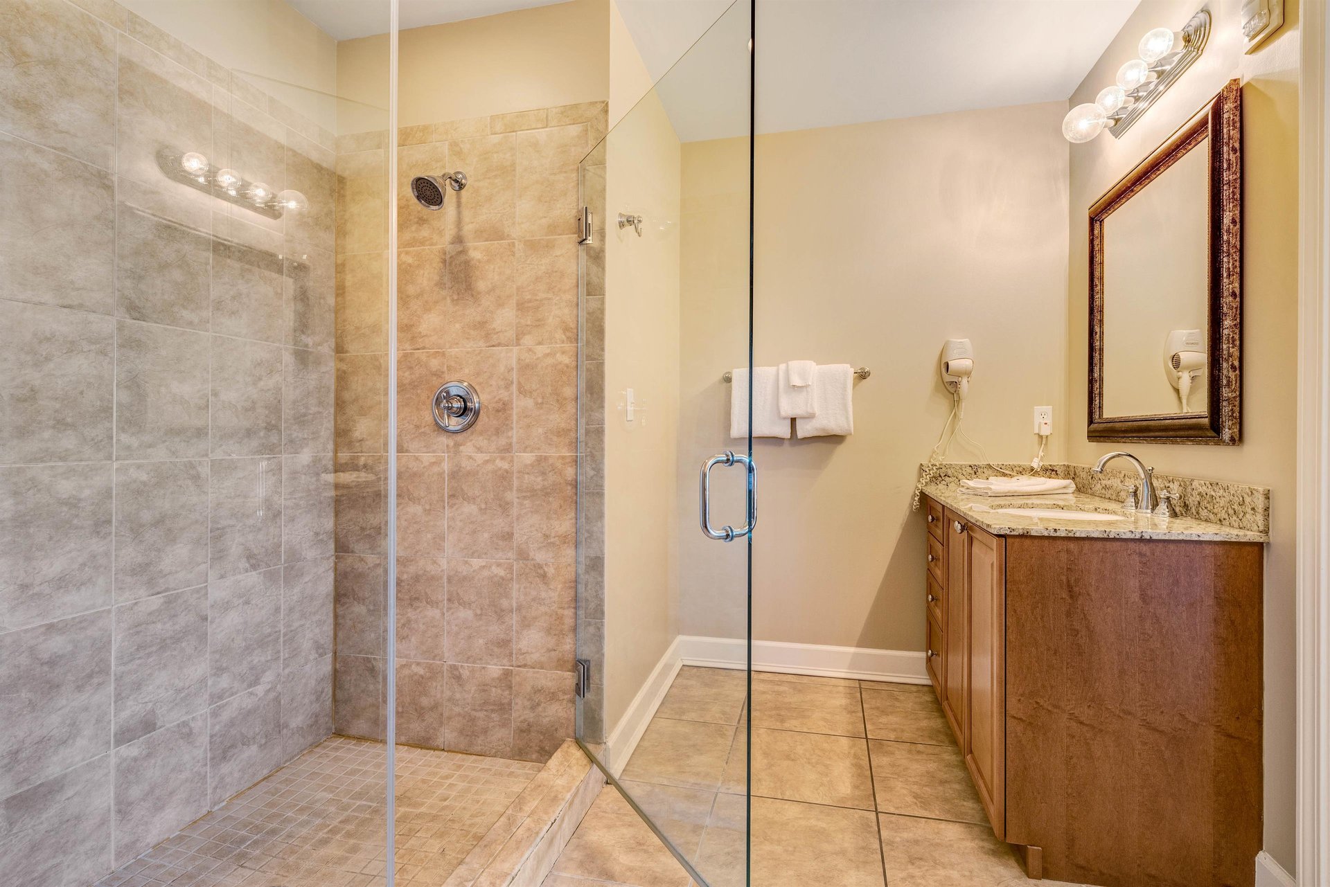 Reflections At Bay Point 210 19