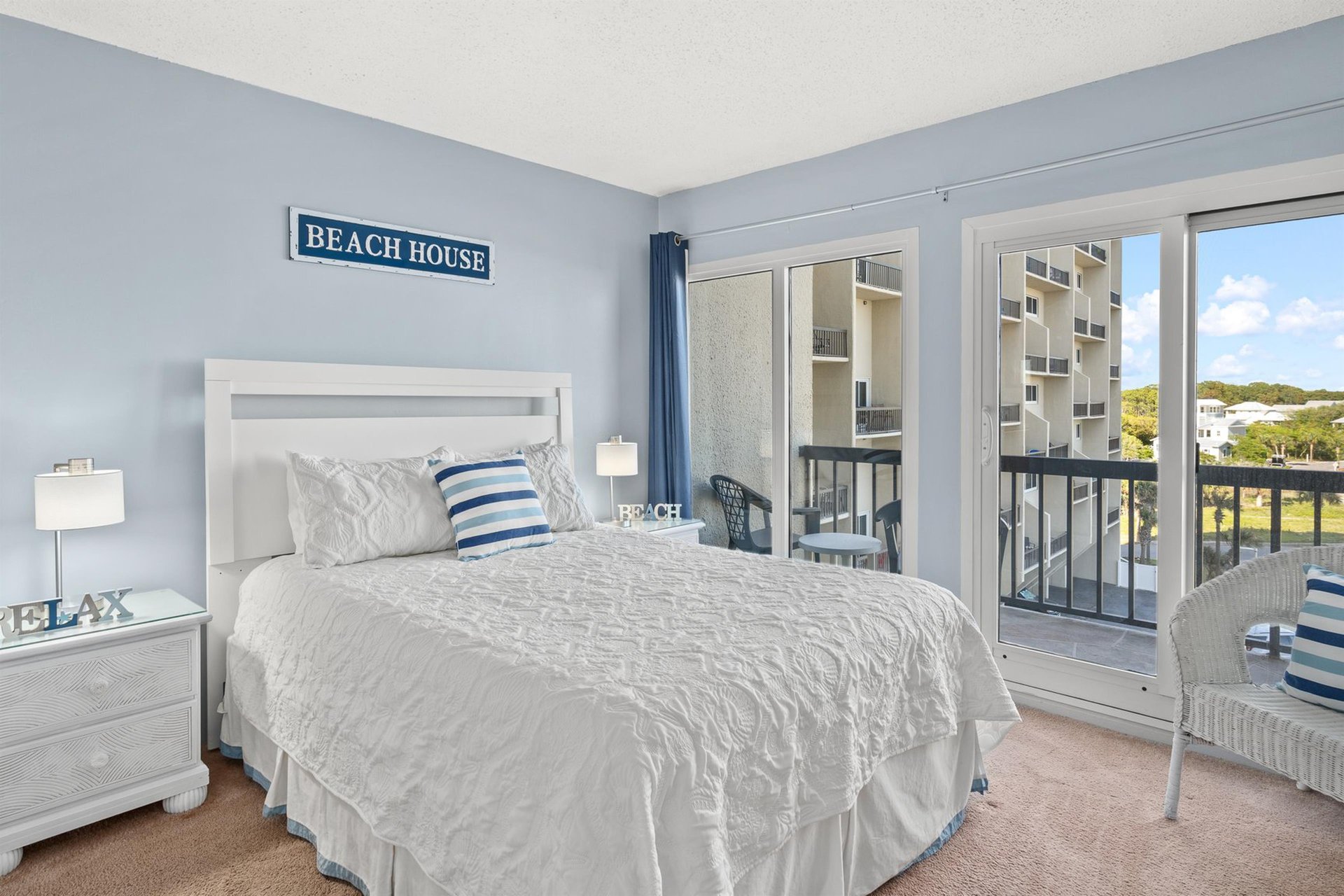 Pinnacle Port A319 13