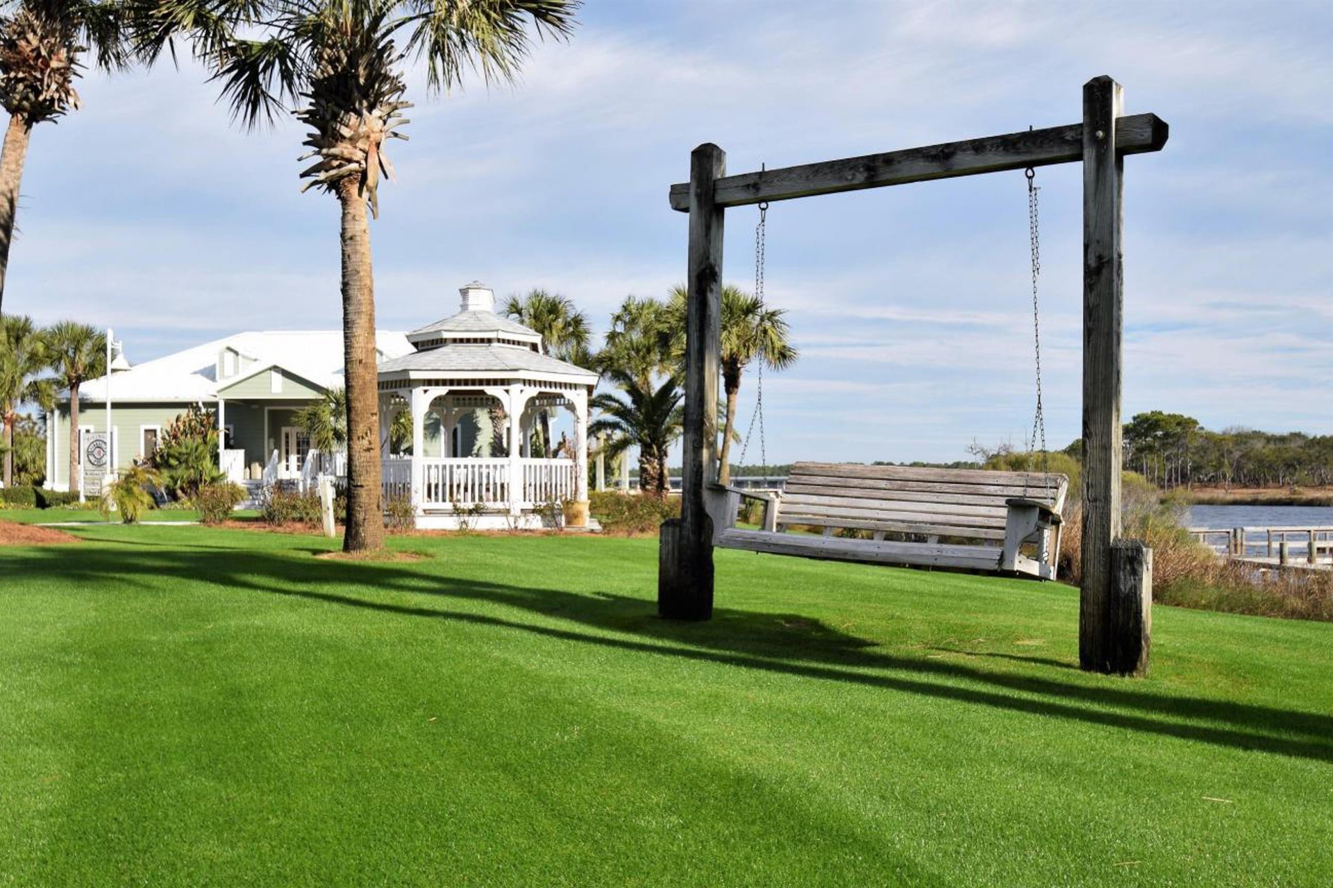 Pinnacle Port A319 26