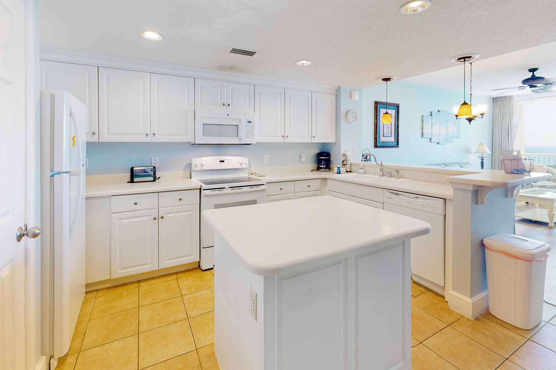 Majestic Beach Resort Tower 2 2104 7