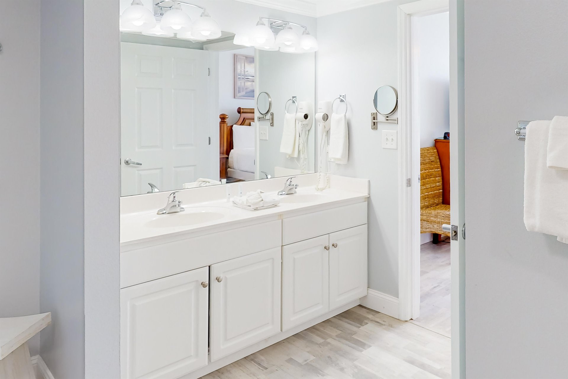 Majestic Beach Resort Tower 1 503 High five 14