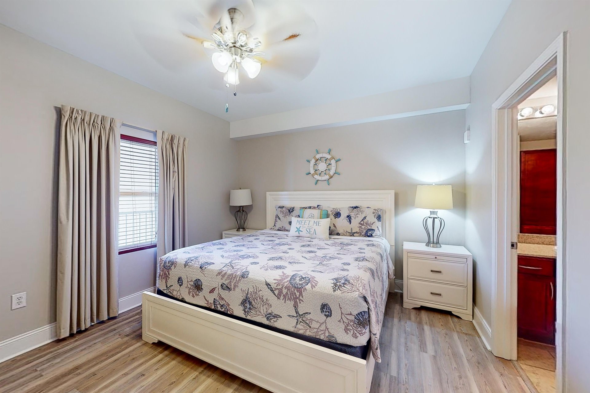 Laketown Wharf 933 26