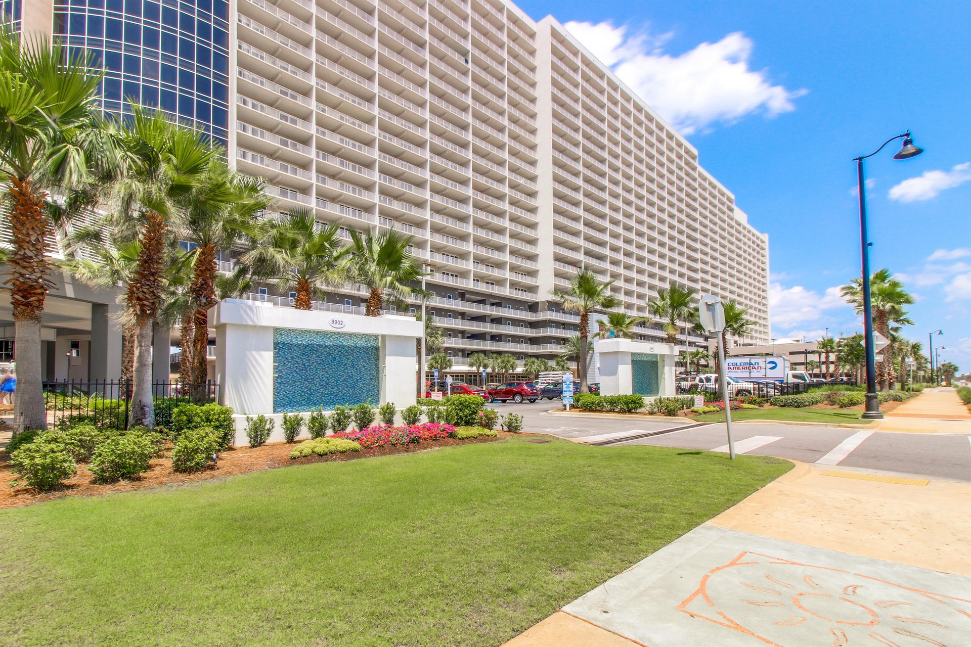 Laketown Wharf 933 40