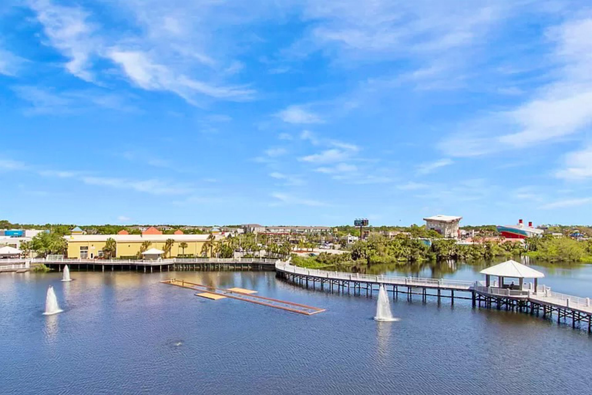 Laketown Wharf 316 4