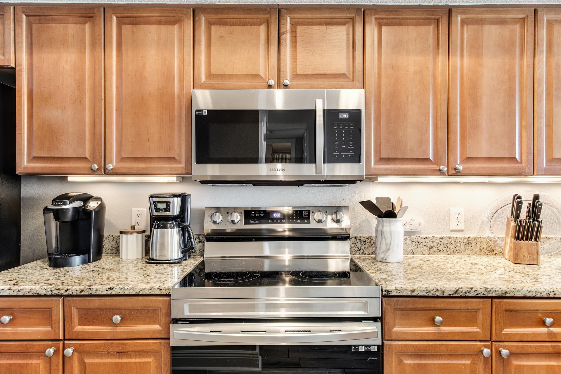 Emerald Beach Resort, Unit 830 11