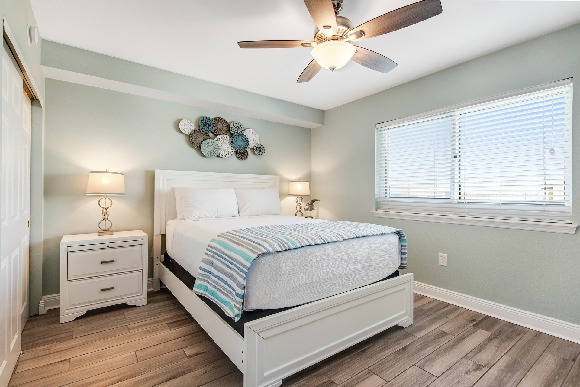 Emerald Beach Resort, Unit 830 17