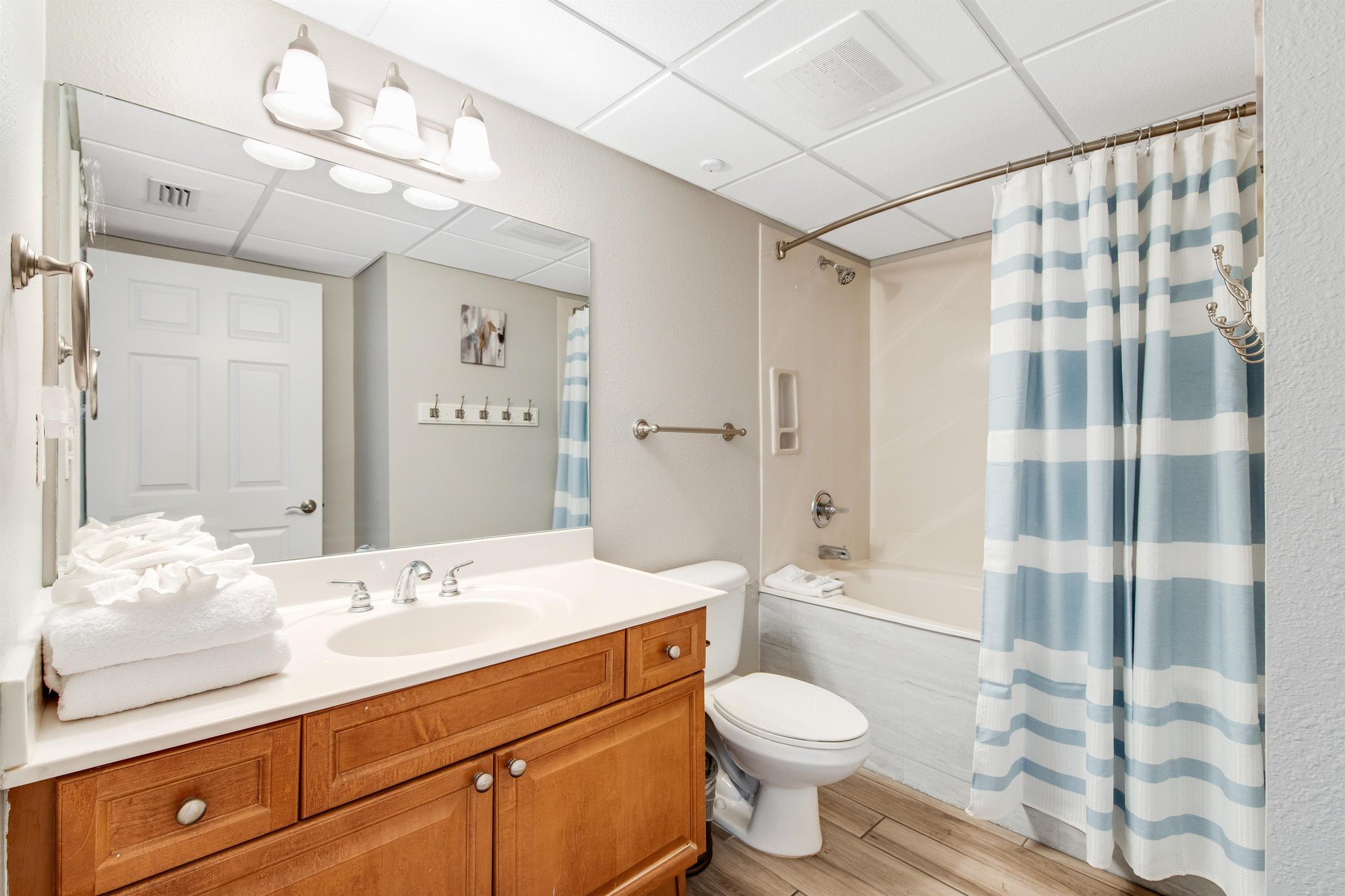 Emerald Beach Resort, Unit 830 19