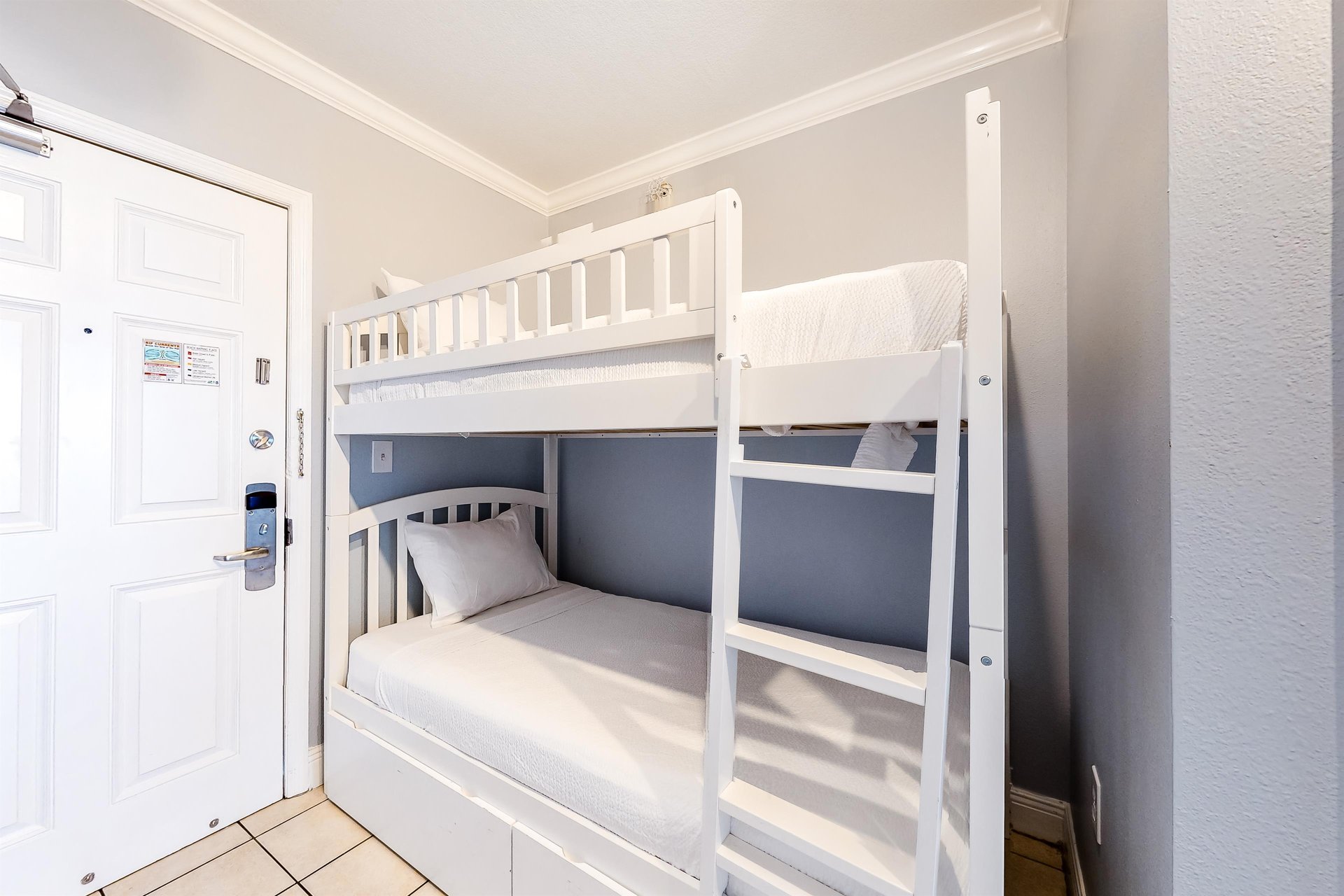 Emerald Beach Resort 2036 17