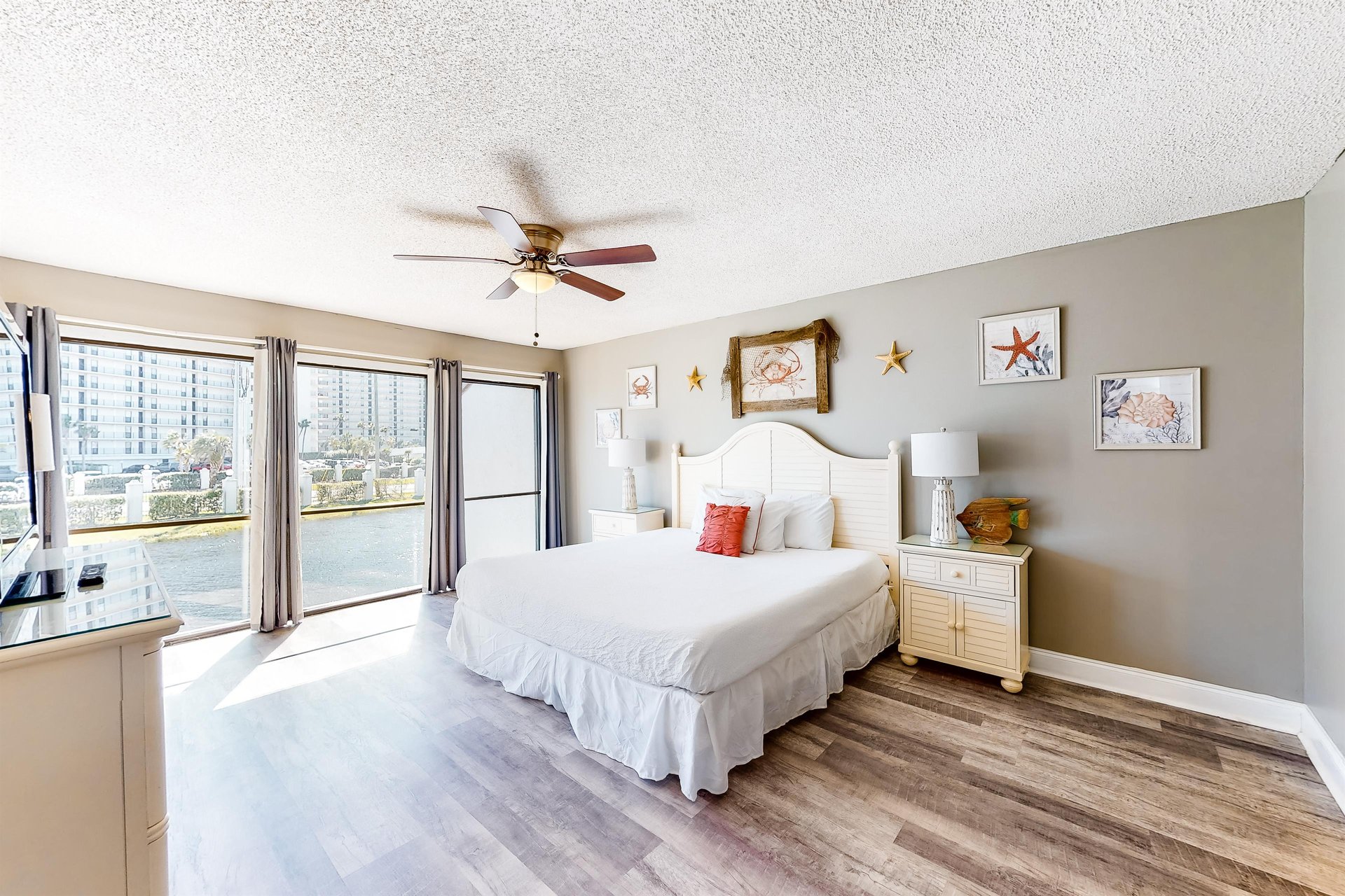 Edgewater Golf Villa 510 10