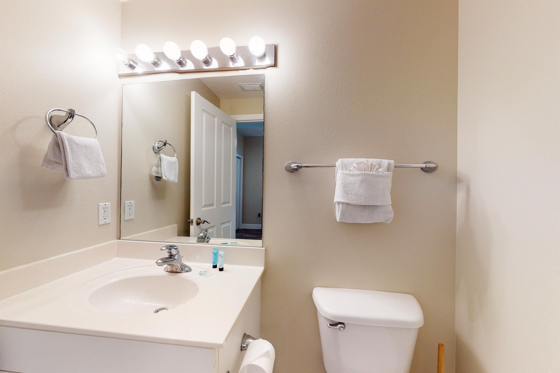 Celadon Beach 1901 16