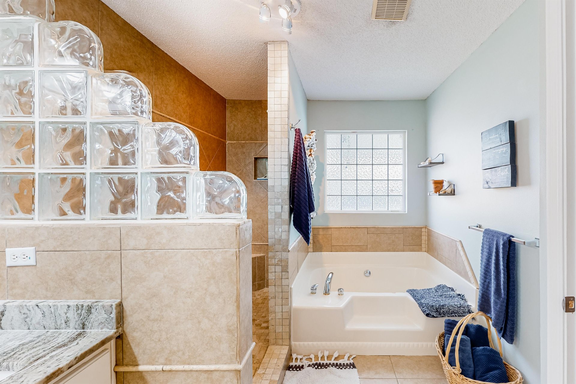 Shellabrate Good Times 17