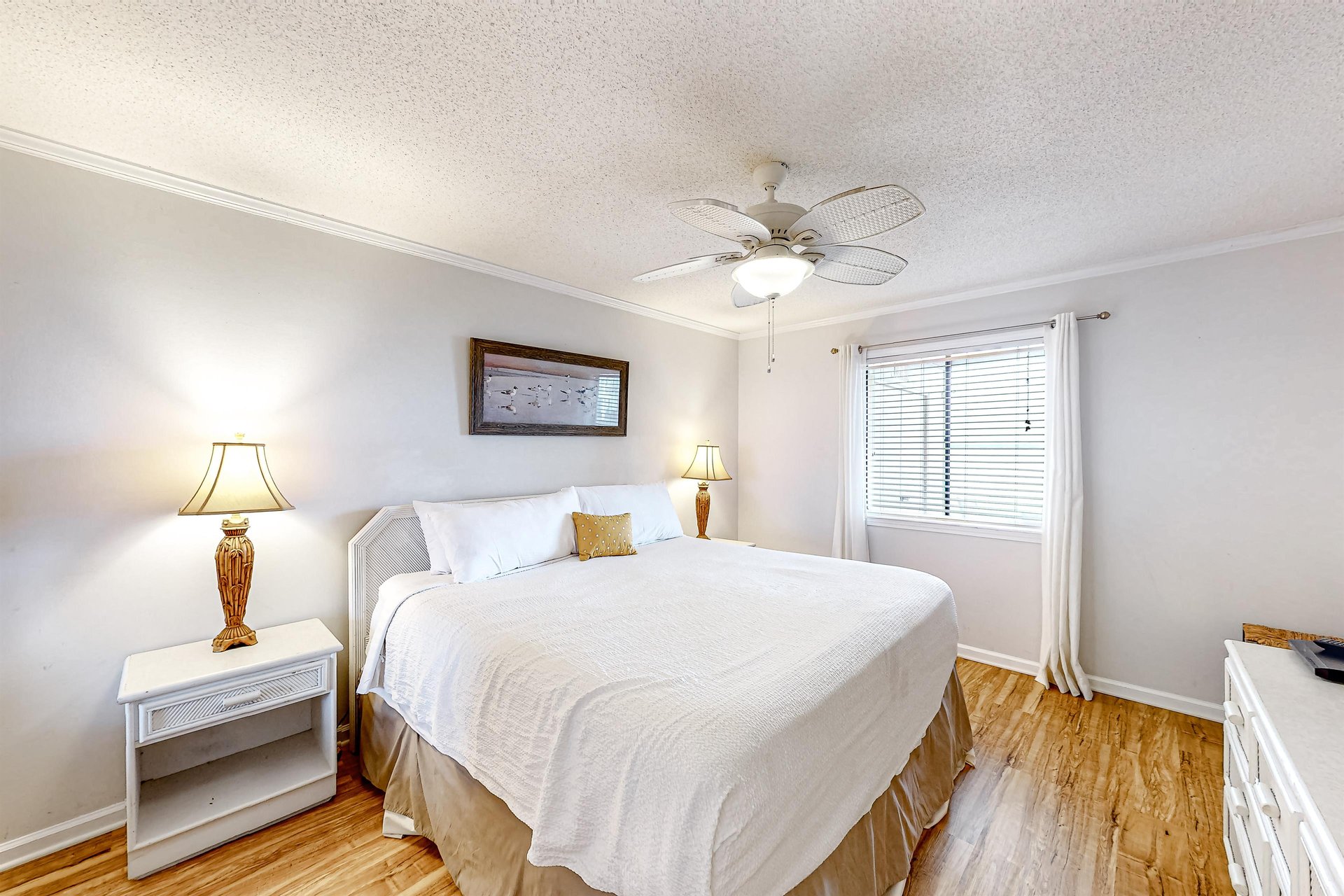 Sunset Harbor Palms 1110 9