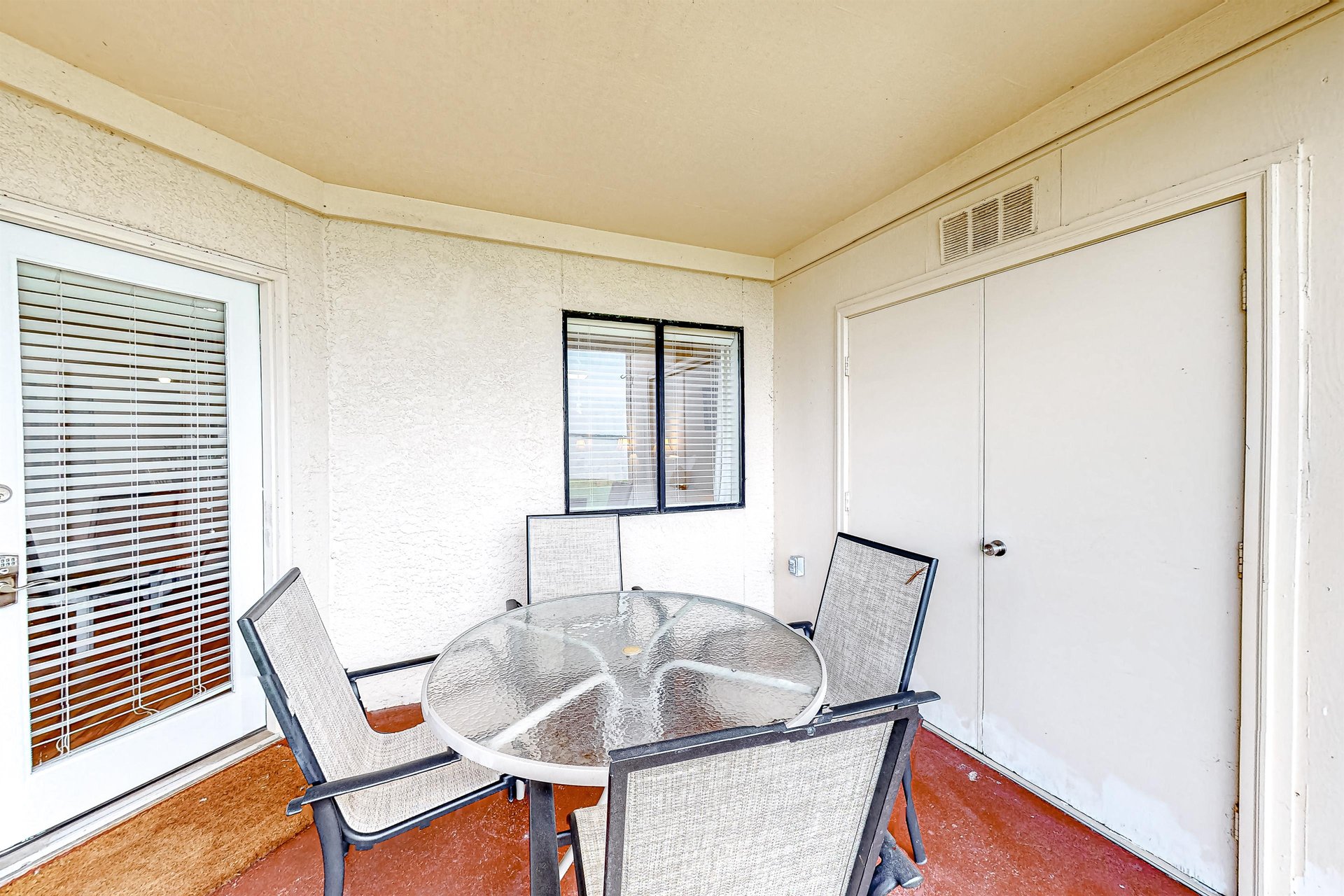 Sunset Harbor Palms 1110 14