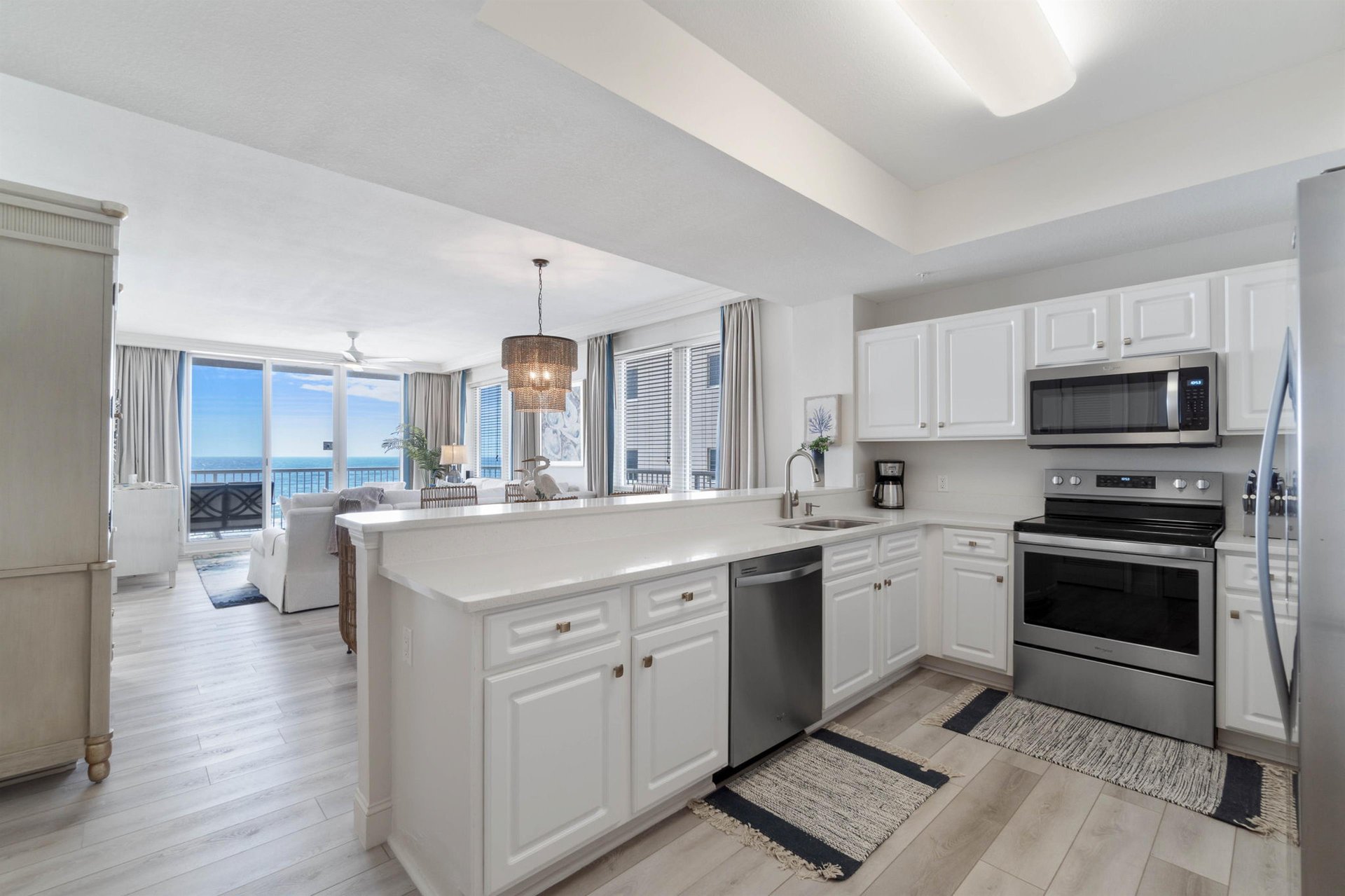 Summerwind West 0404 9