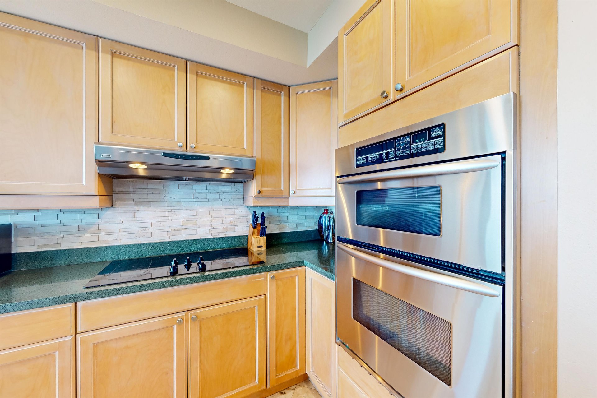 Majestic Sun B1204 11