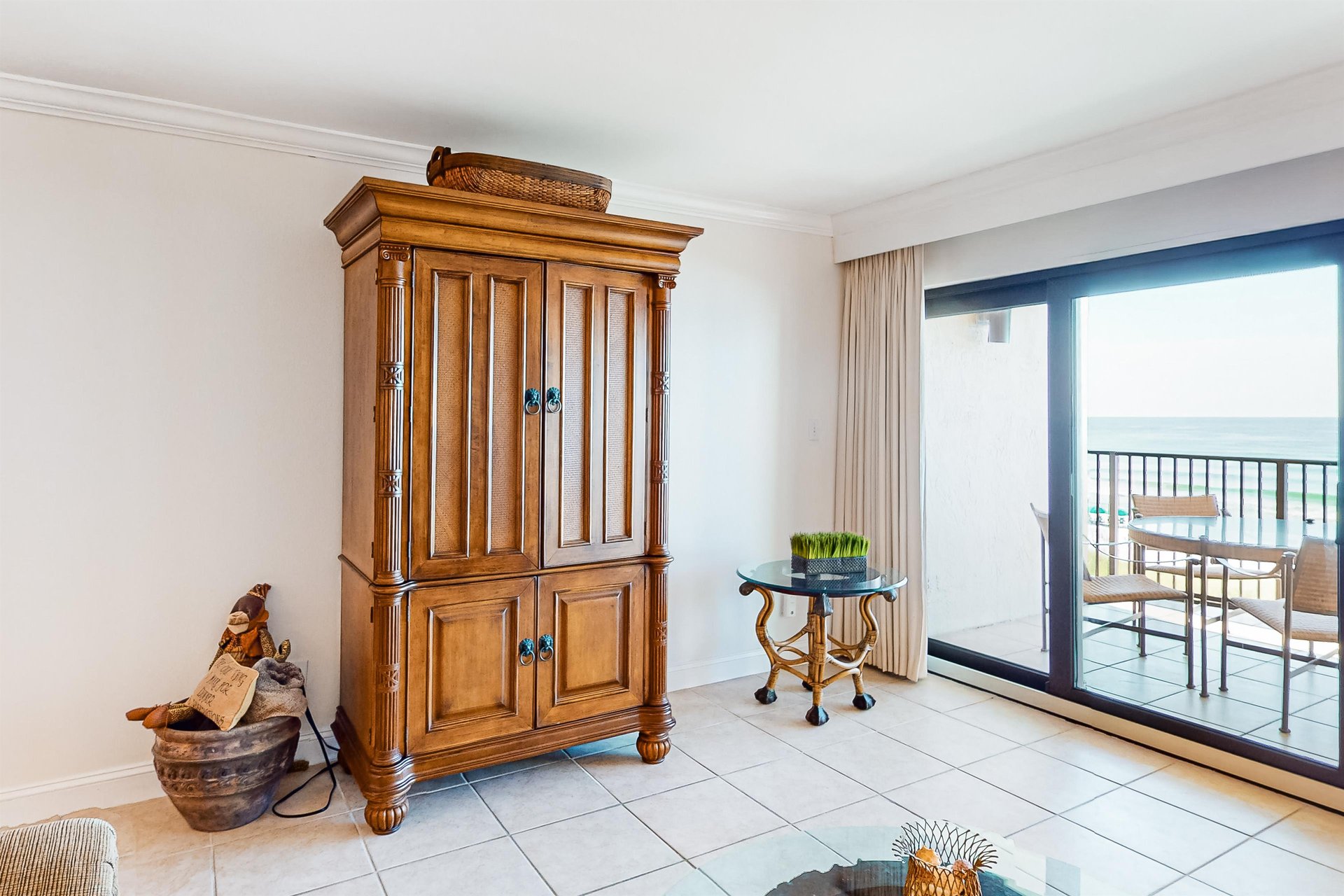 Huntington By The Sea 302 2